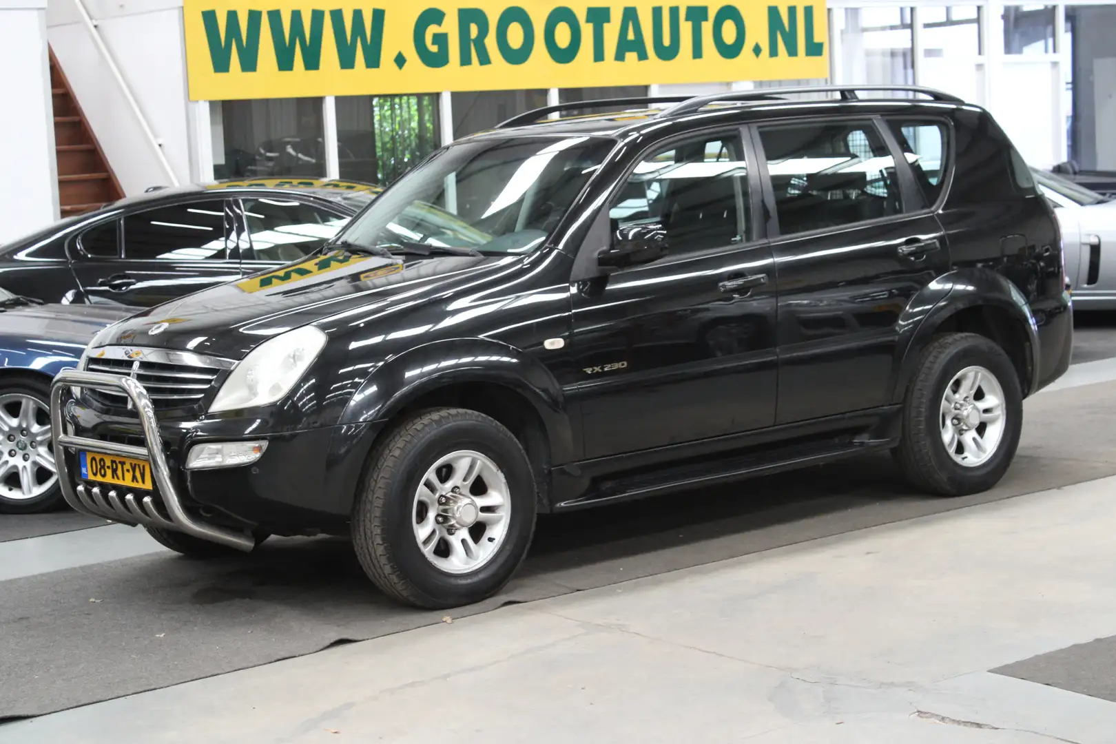 SsangYong Rexton RX 230 Airco, Cruise control, Trekhaak, Stuurbekra Černá - 1