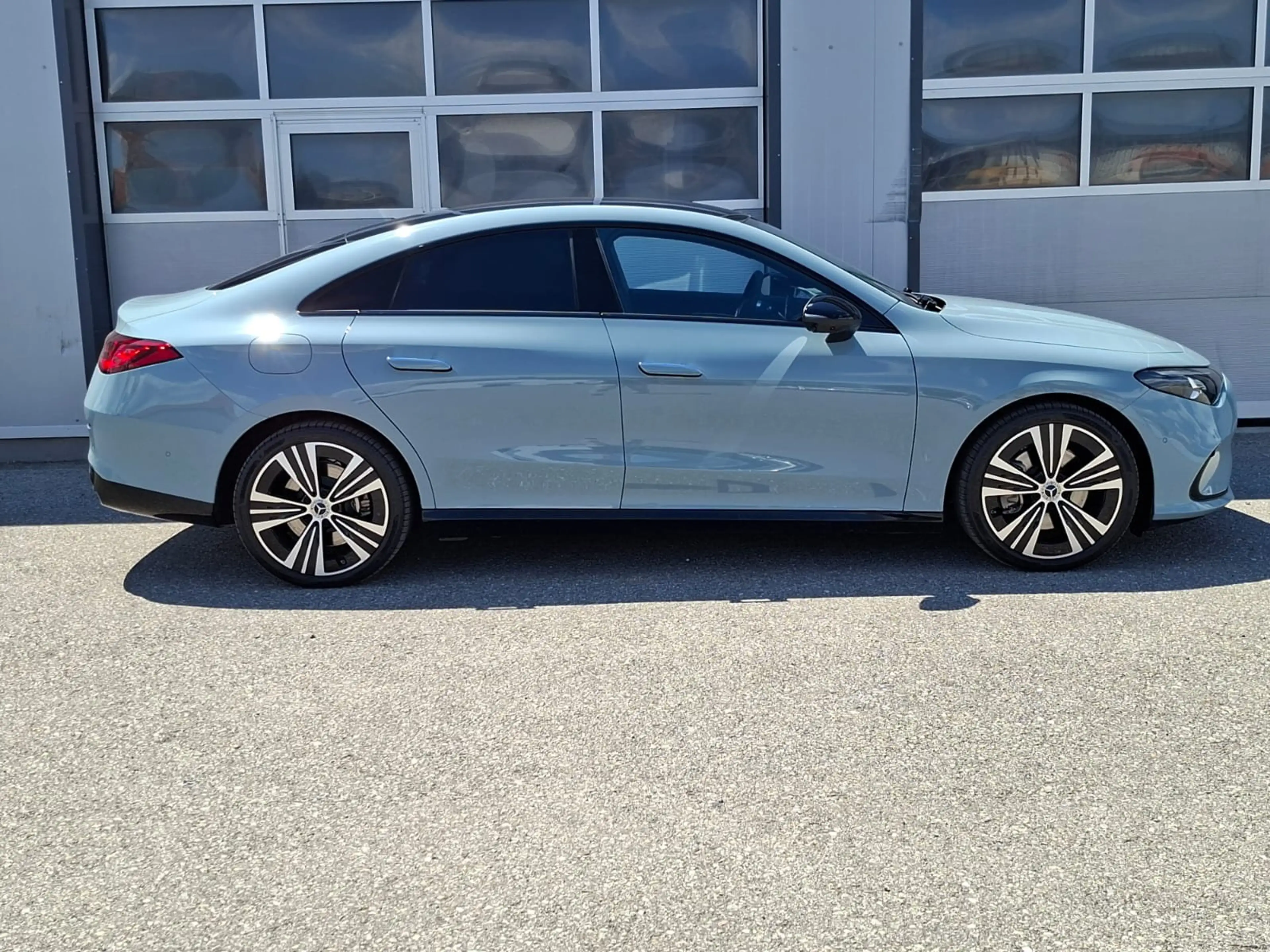 Mercedes-Benz CLA 250 + EQ Progressive/Night/Fahrassist/KeyGo/ — photo 5