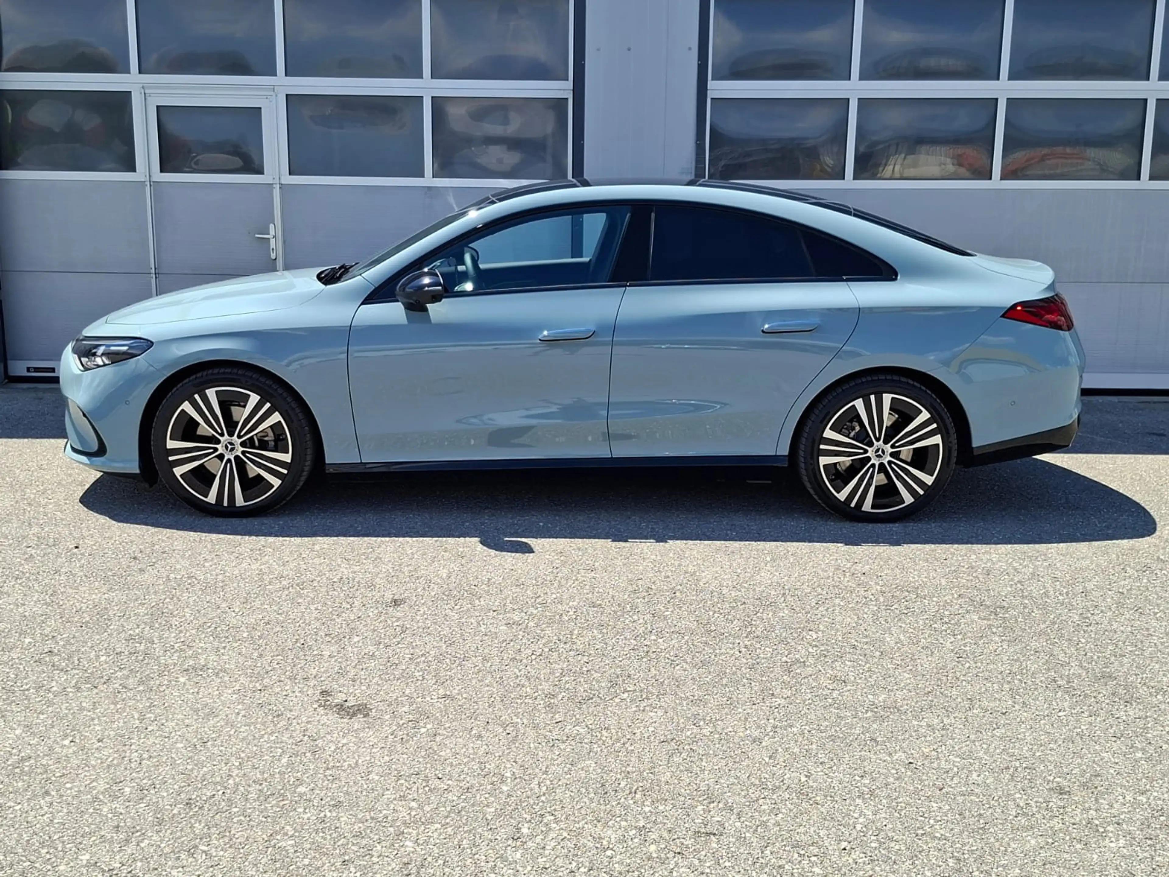 Mercedes-Benz CLA 250 + EQ Progressive/Night/Fahrassist/KeyGo/ — photo 2