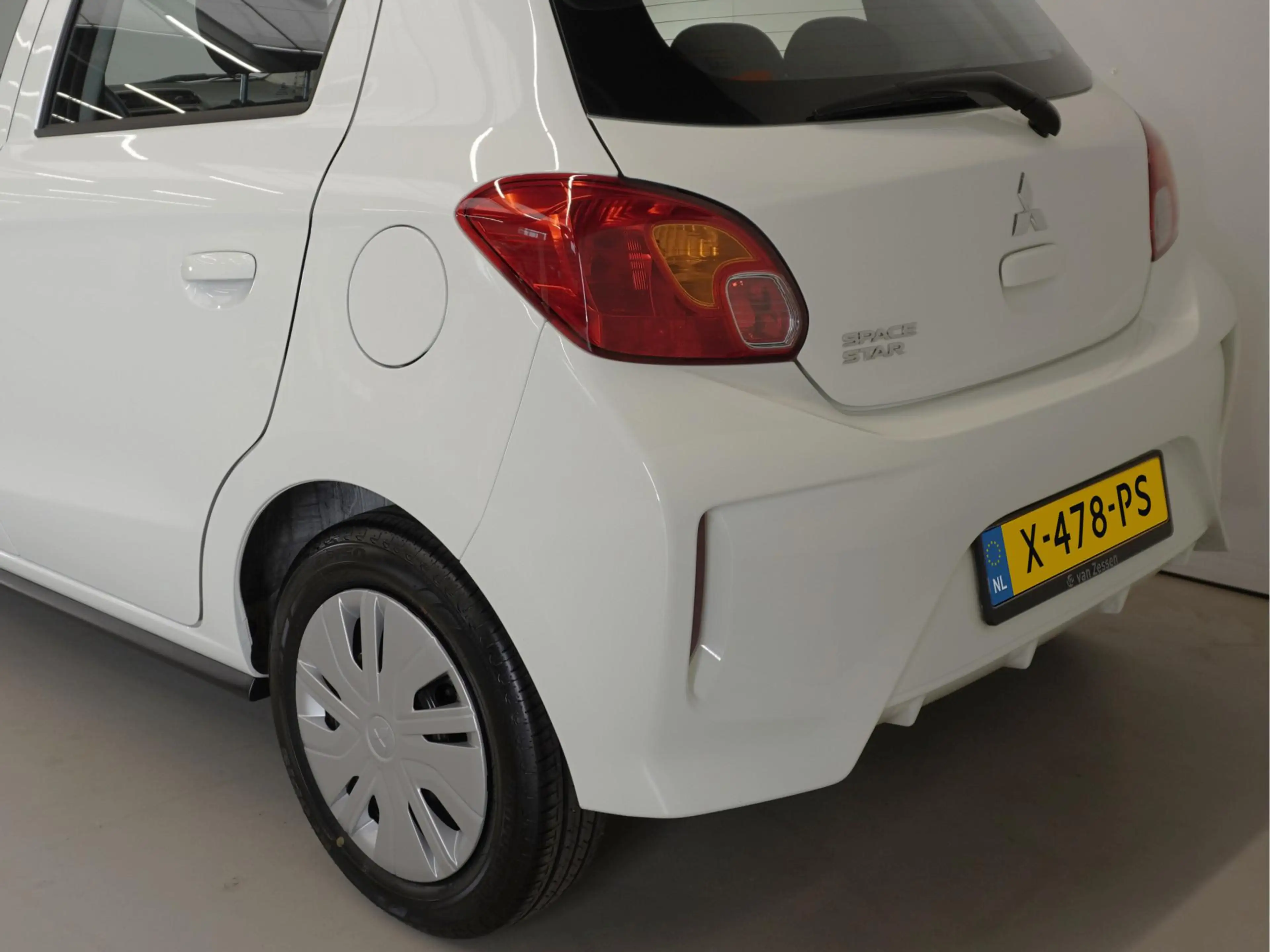 Mitsubishi Space Star 1.2 Connect+ | Apple Carplay / Android auto | Airc — photo 4