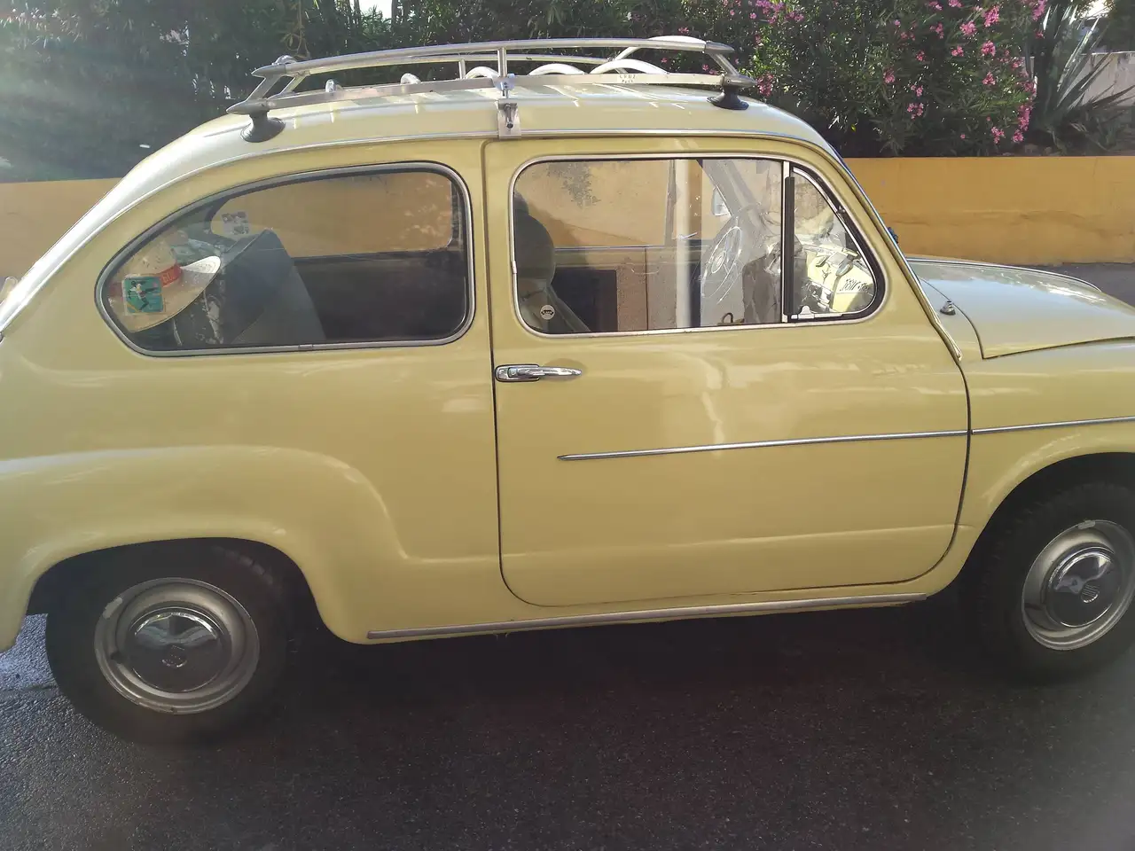 SEAT 600 E, foto 3