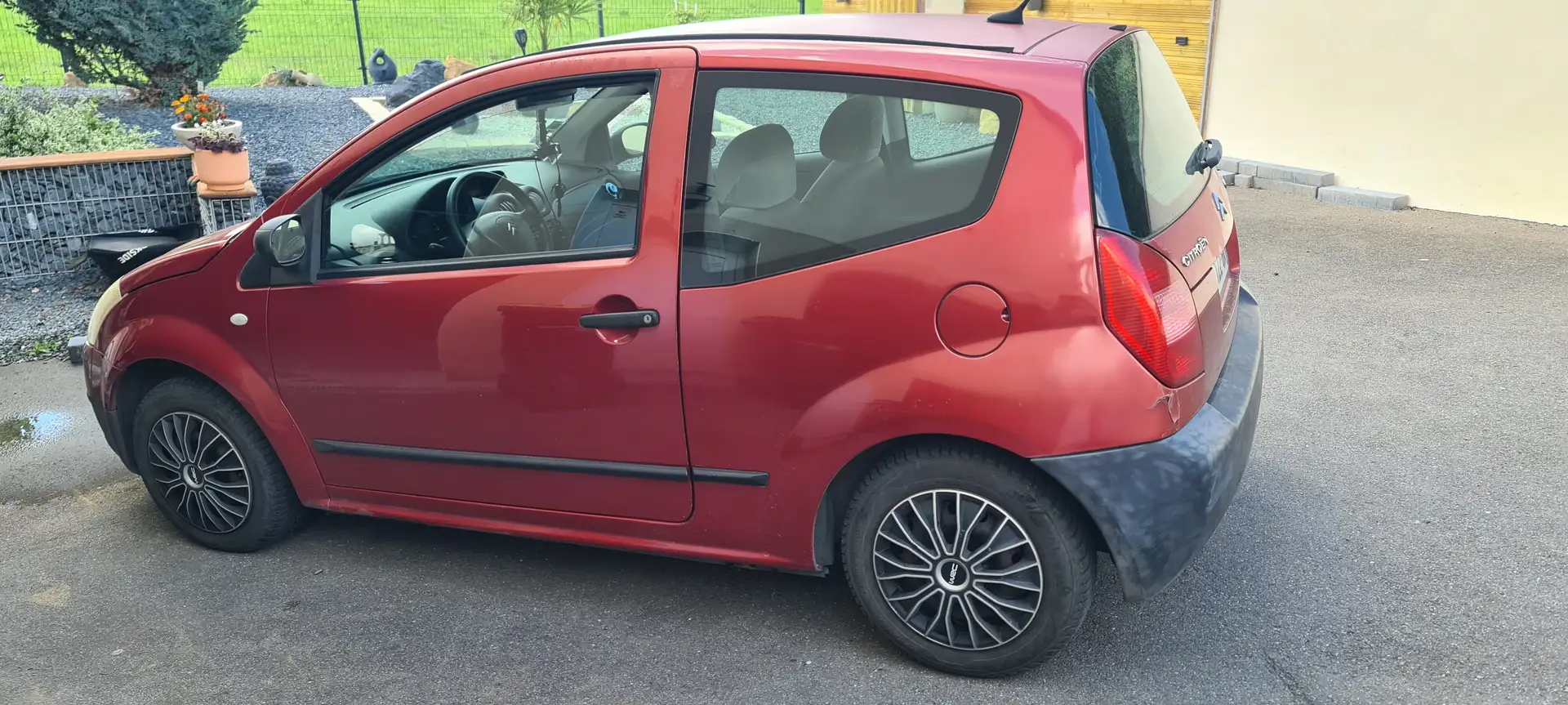 Citroen C2 C2 1.4 HDi Pack Rouge - 2