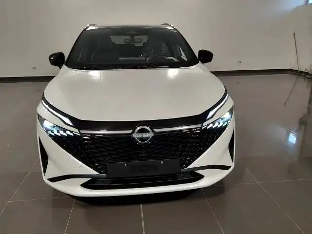 Nissan Qashqai view 2