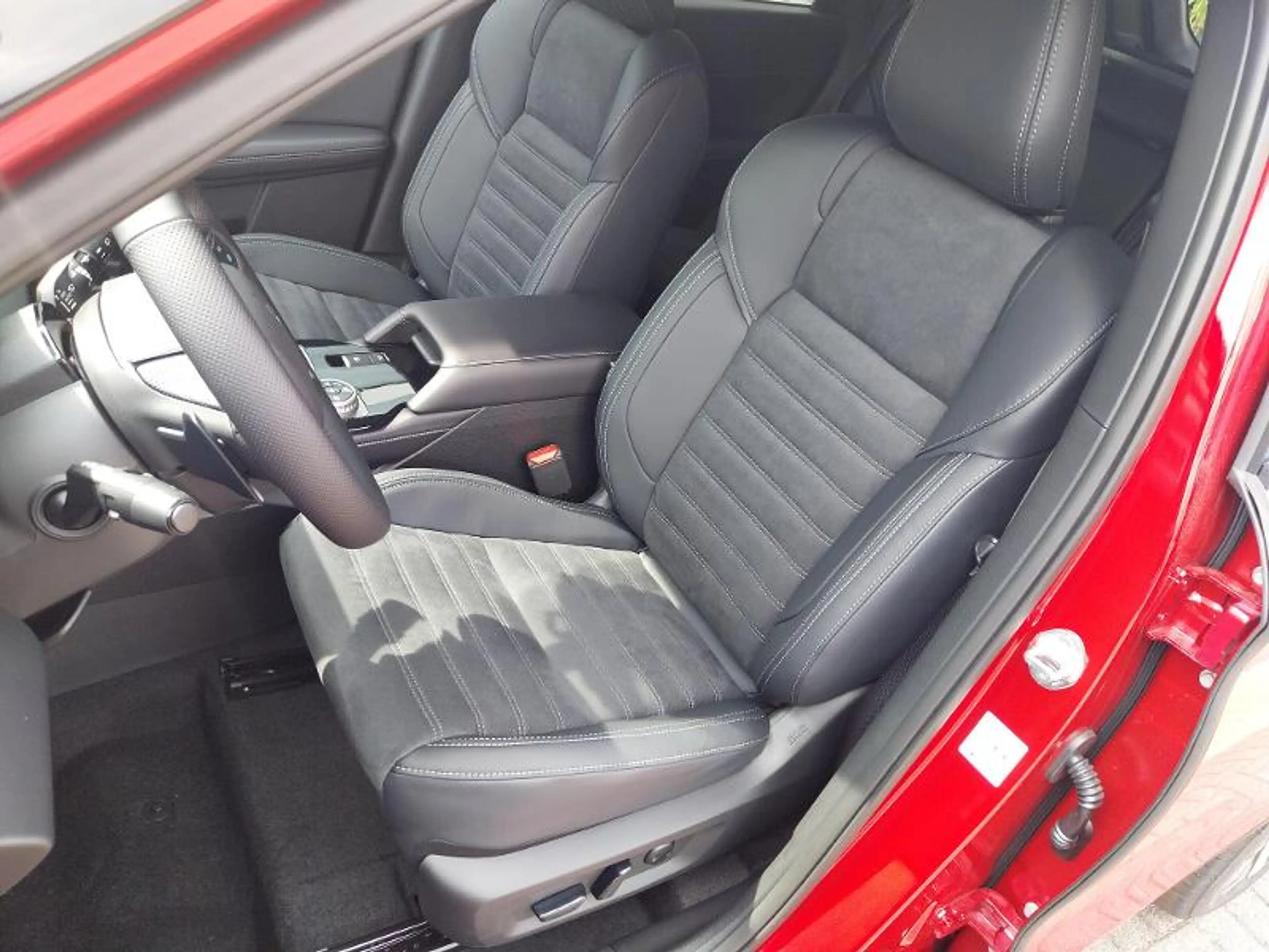 Mitsubishi Outlander 2.4L PHEV Select — photo 8