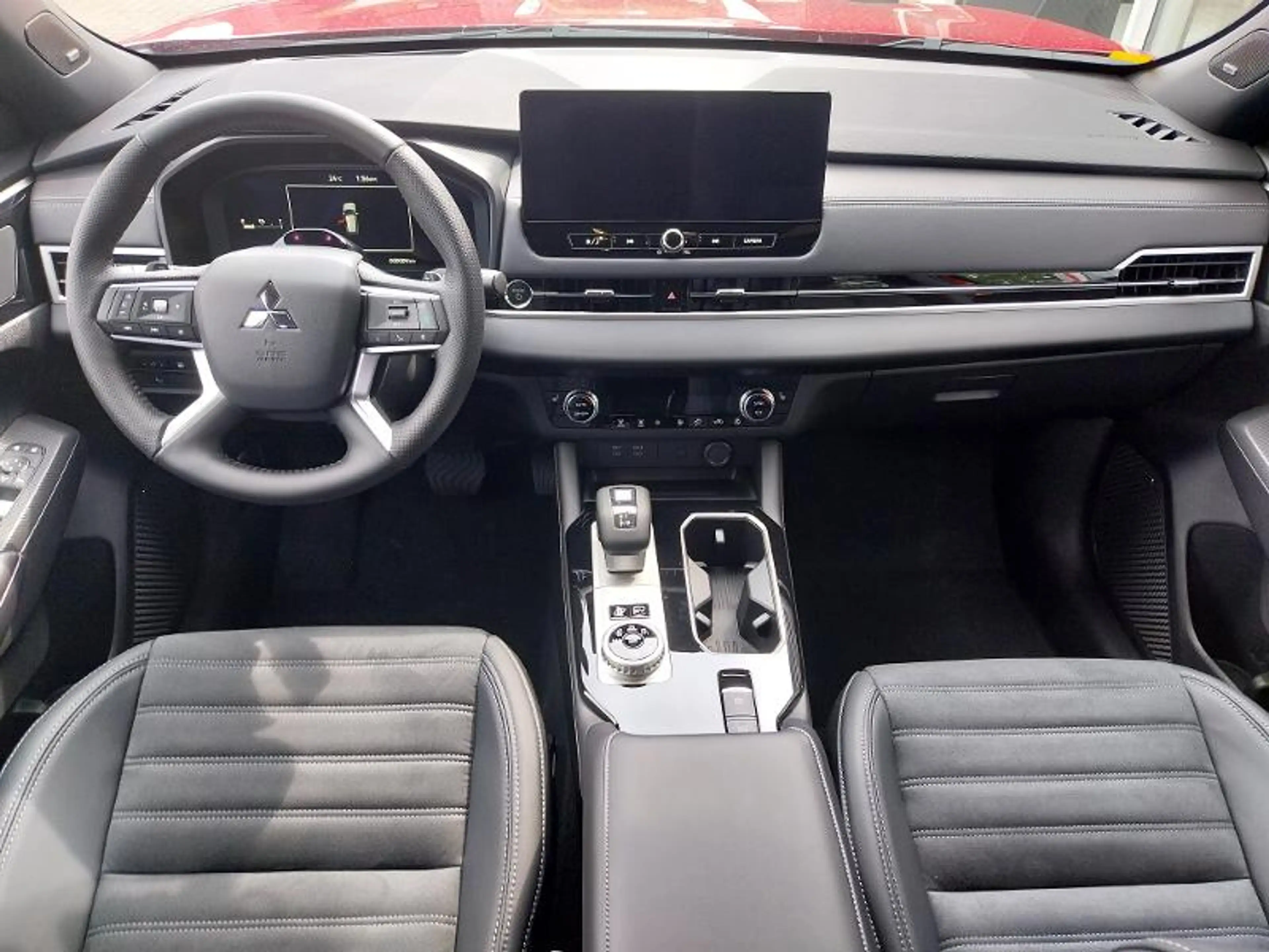 Mitsubishi Outlander 2.4L PHEV Select — photo 10