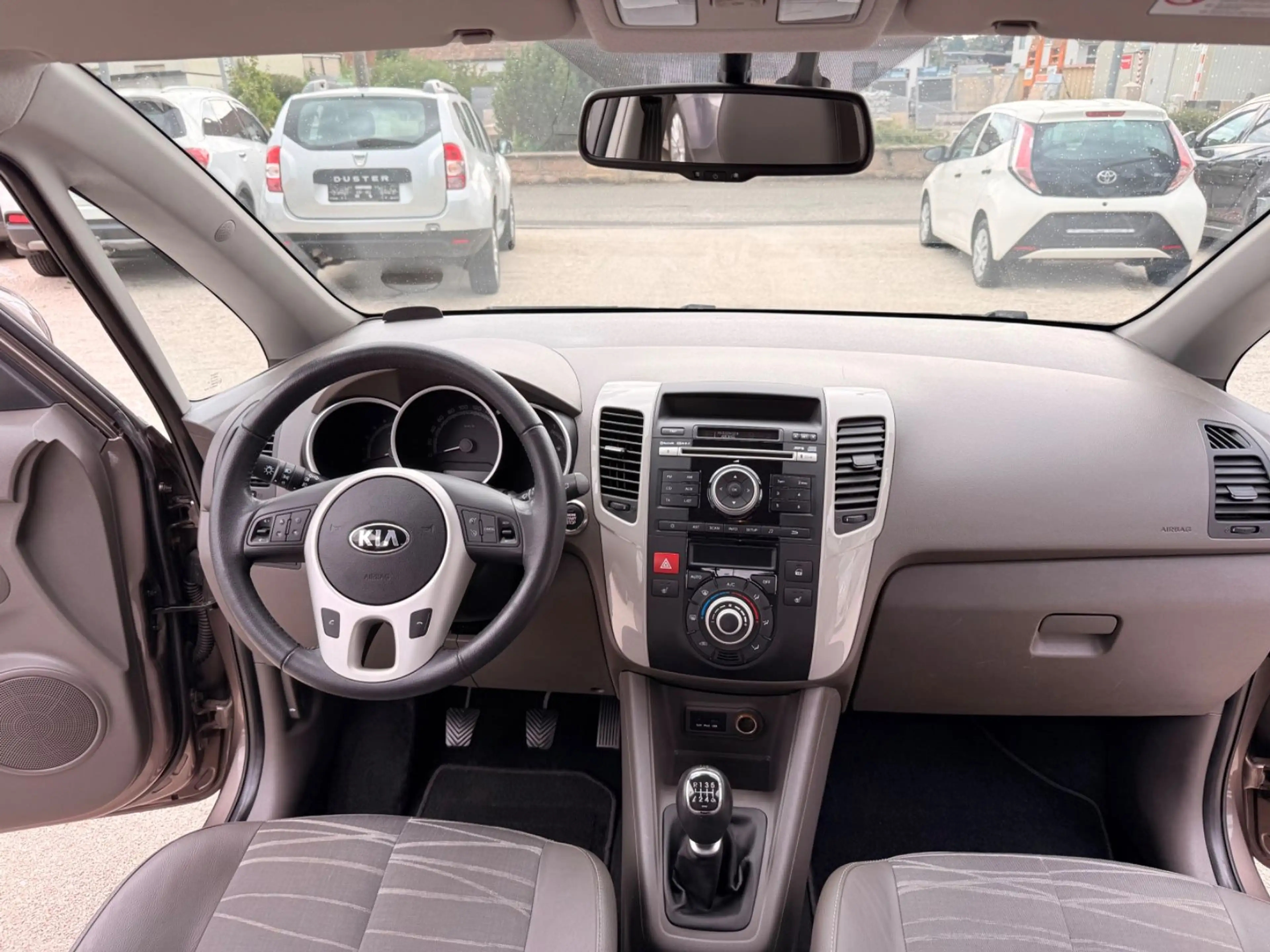 Kia Venga Spirit,Teilleder — photo 19