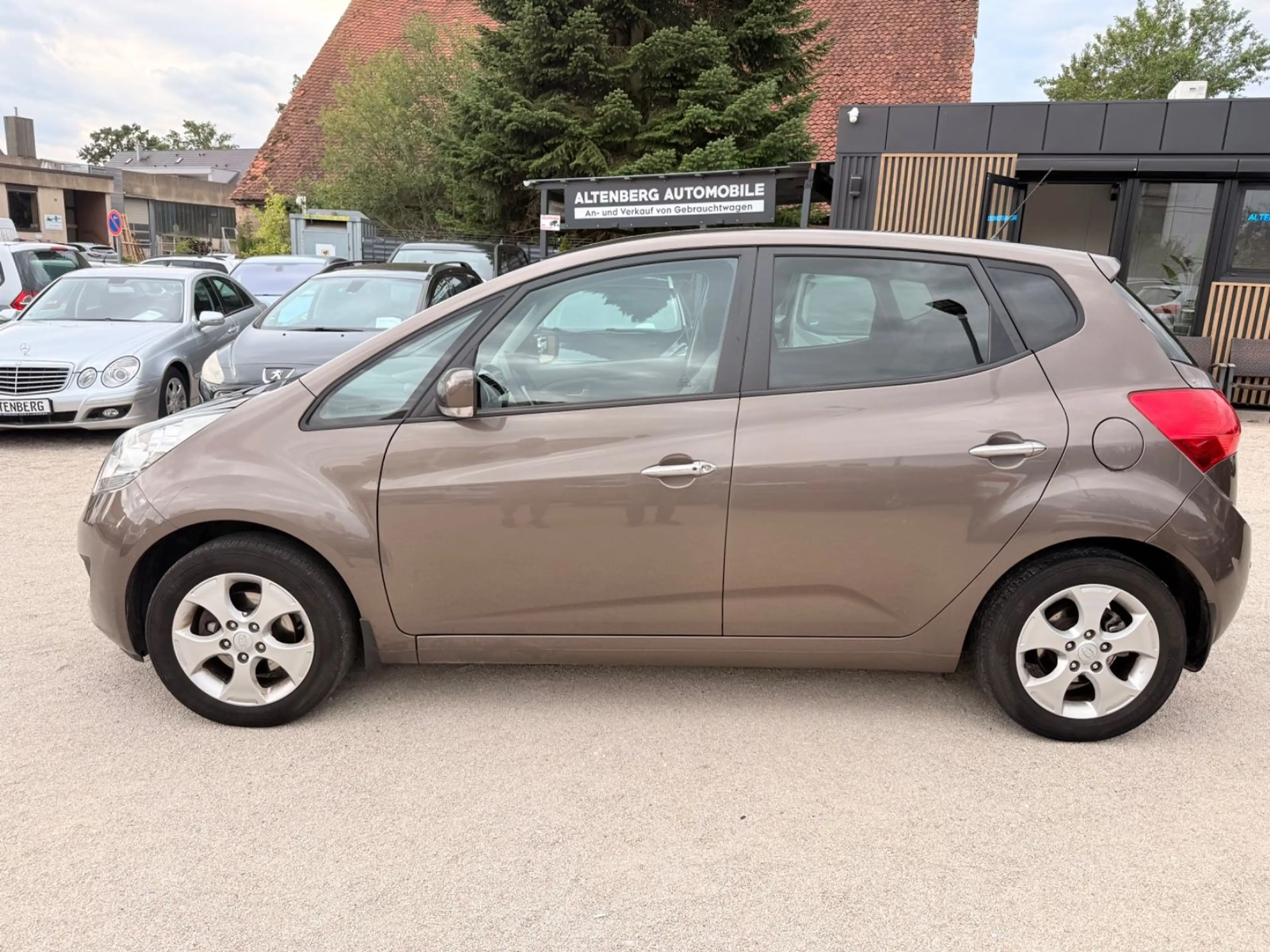 Kia Venga Spirit,Teilleder — photo 8