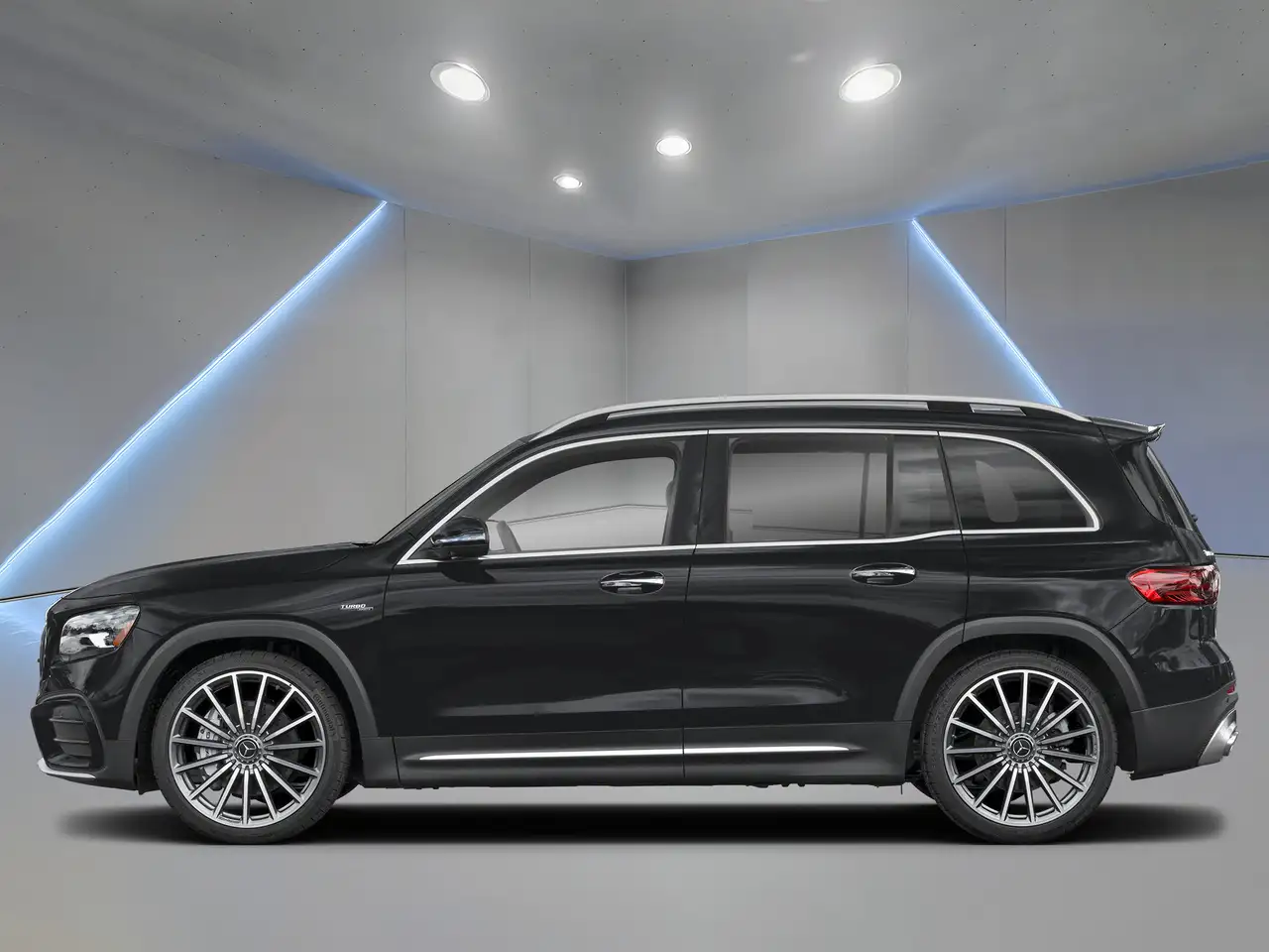 Mercedes-Benz GLB снимка Mercedes-Benz GLB