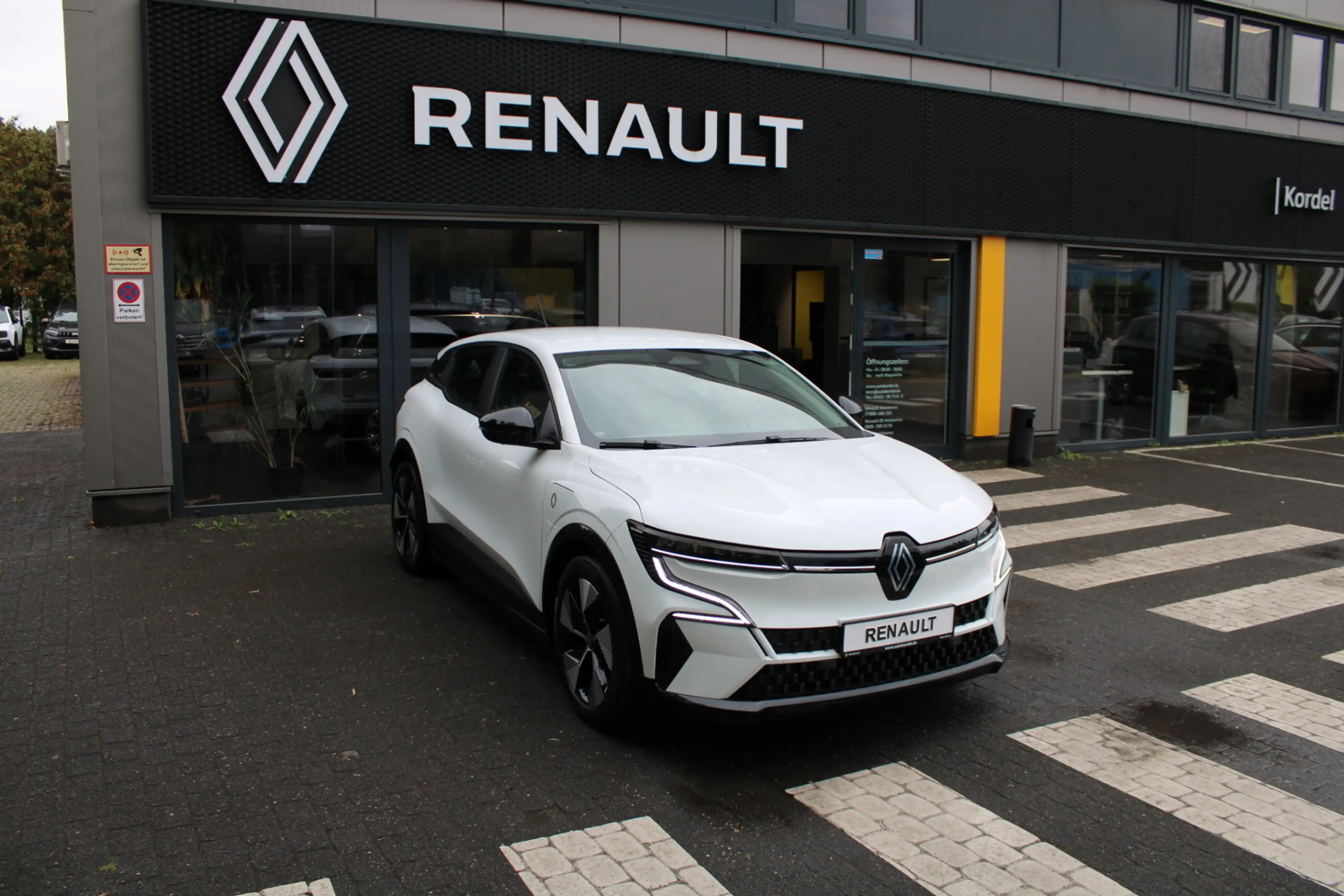 Renault Megane E-Tech Equilibre EV40 130hp