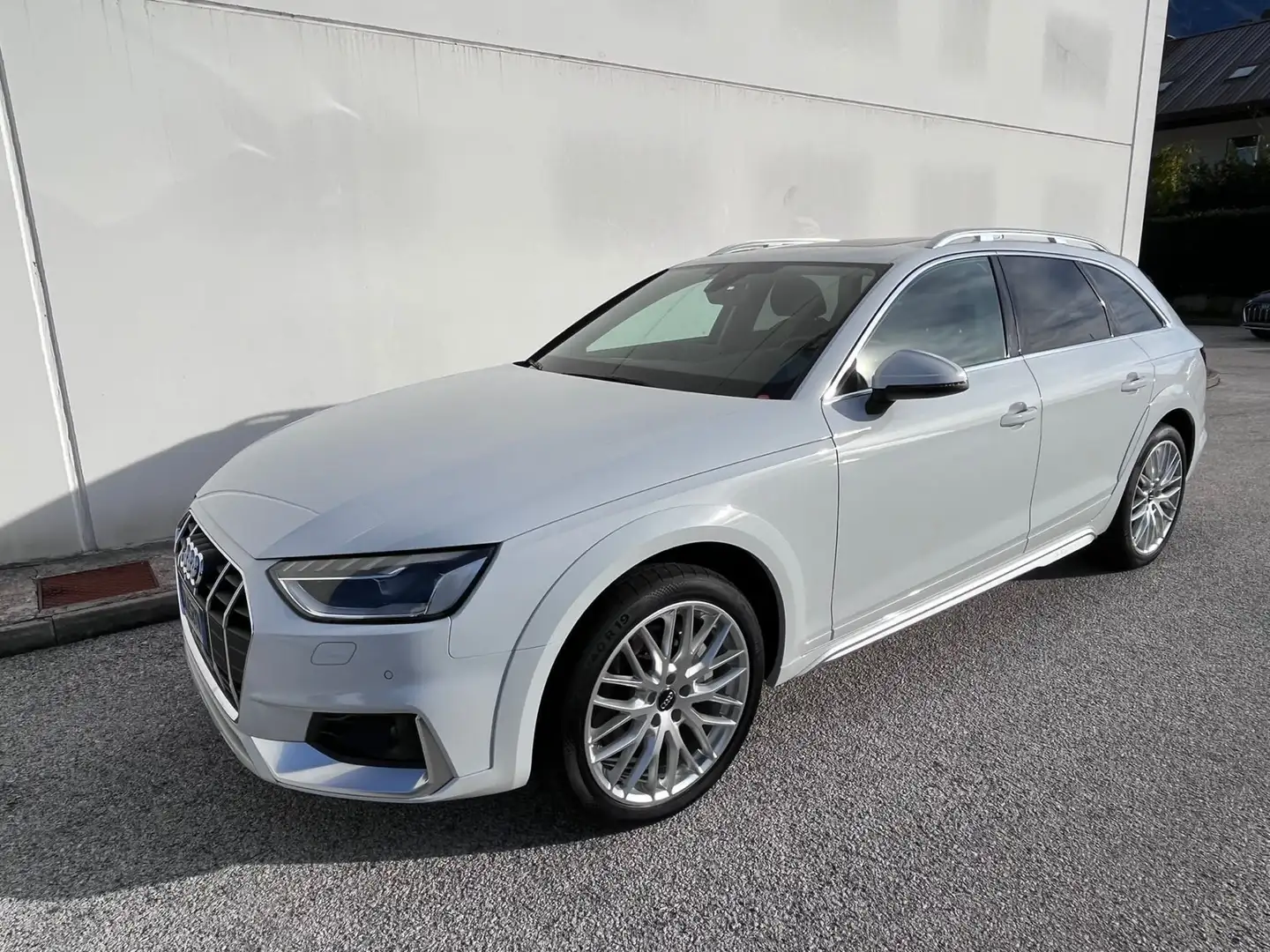 Audi A4 allroad 45 2.0 tfsi mhev Business Evolution 265cv quattro Weiß - 1
