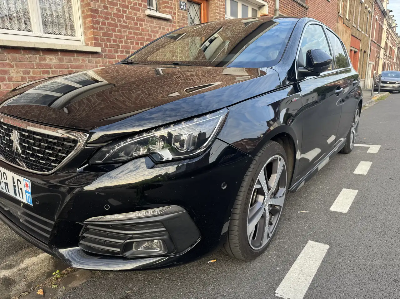 Peugeot 308 BlueHDi 130ch S\u0026S EAT8 GT Line