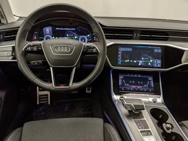 Audi A6 view 7