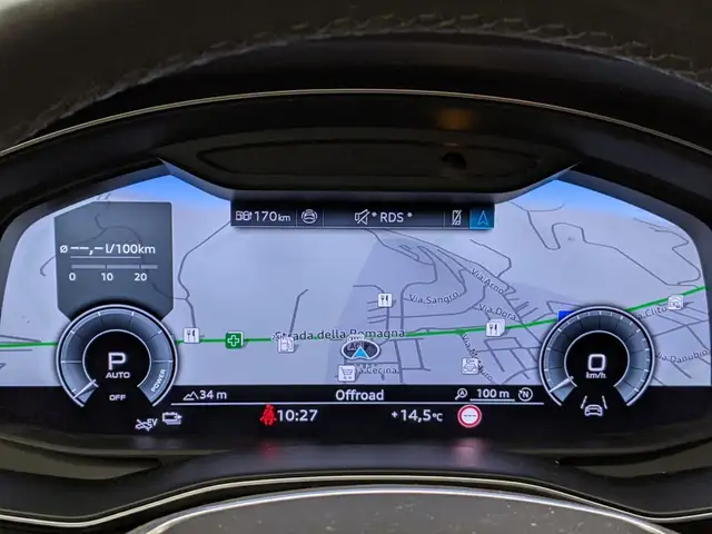Audi A6 view 12
