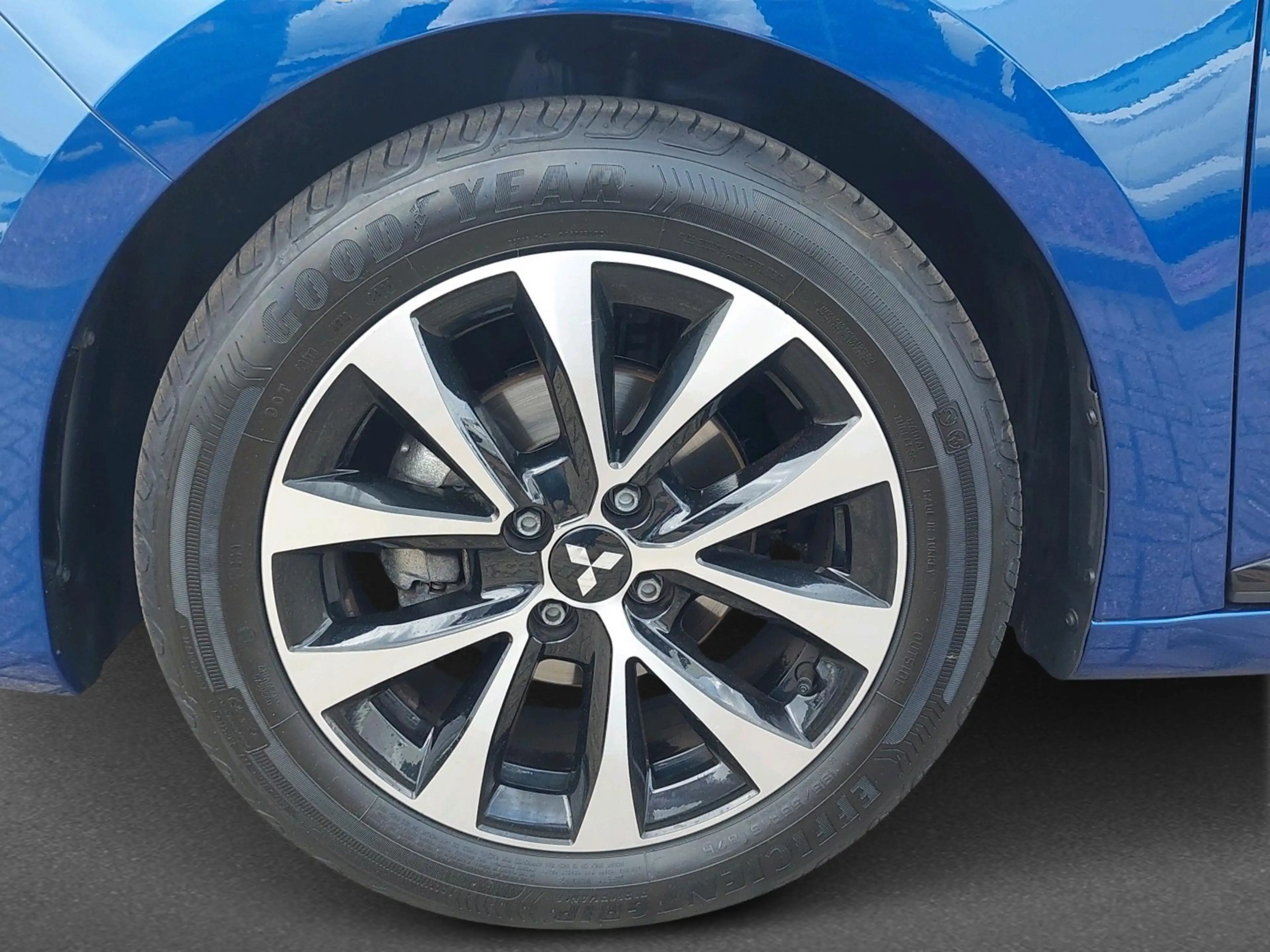 Mitsubishi Colt 1.0T MT Intense | Apple Carplay/Android Auto|telef — photo 11