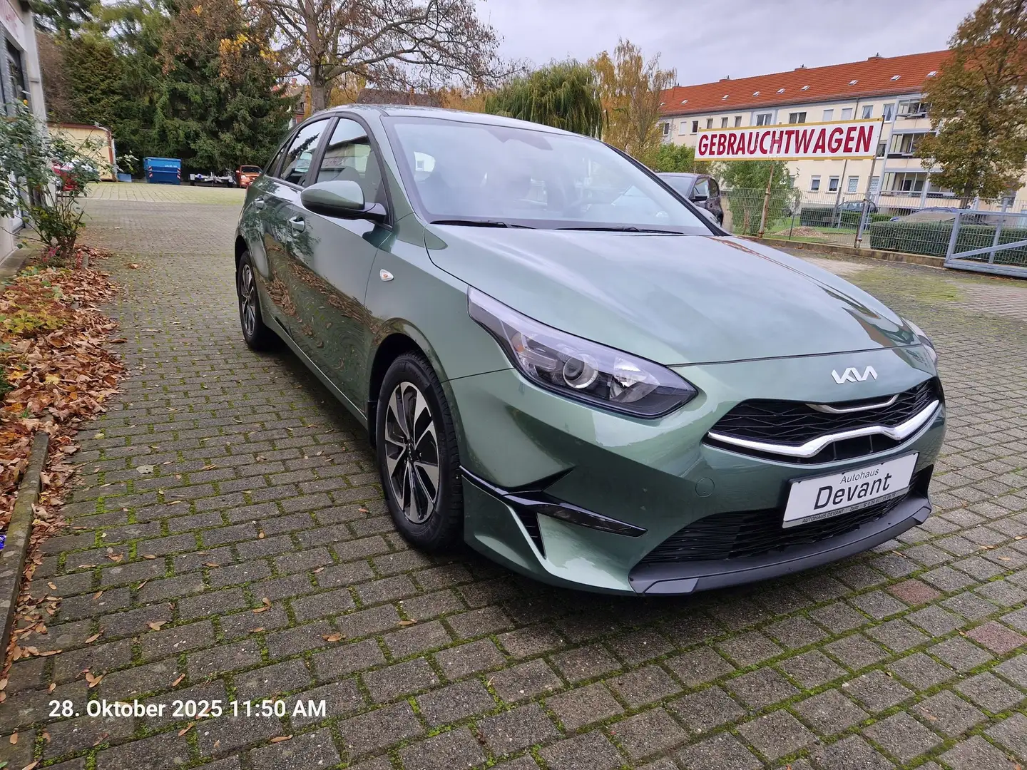 Kia Ceed / cee'd 1,0 T-GDi Spin Navi Grün - 2