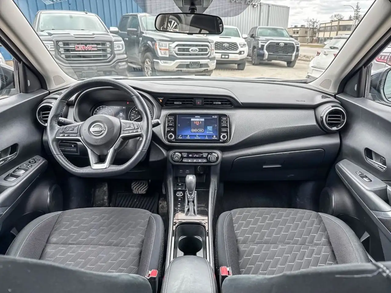 Nissan Kicks снимка Nissan Kicks