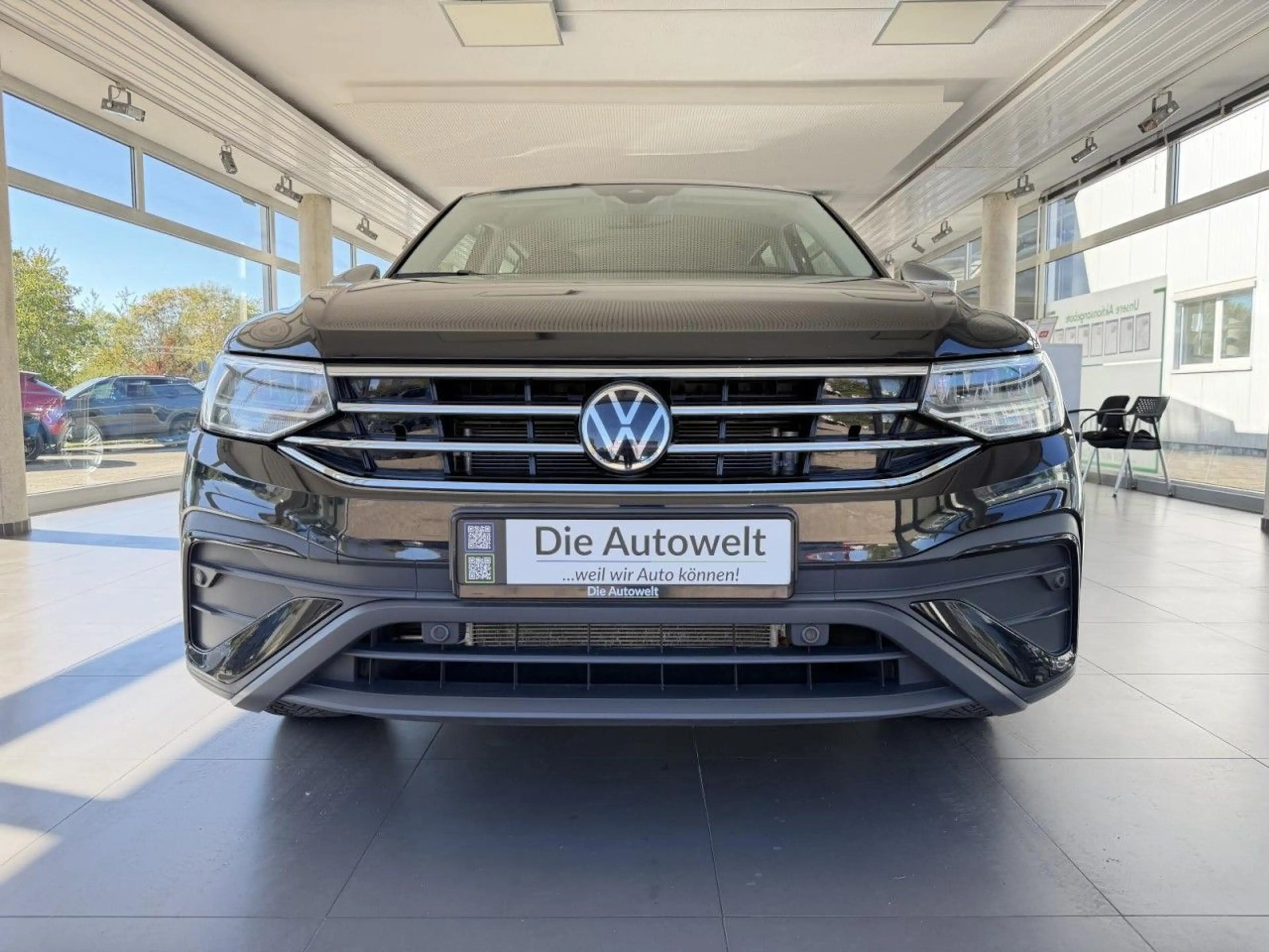 Volkswagen Tiguan Allspace Tiguan Allspace Life 1.5 TSI DSG 7.SI PDC AHK LE — photo 2