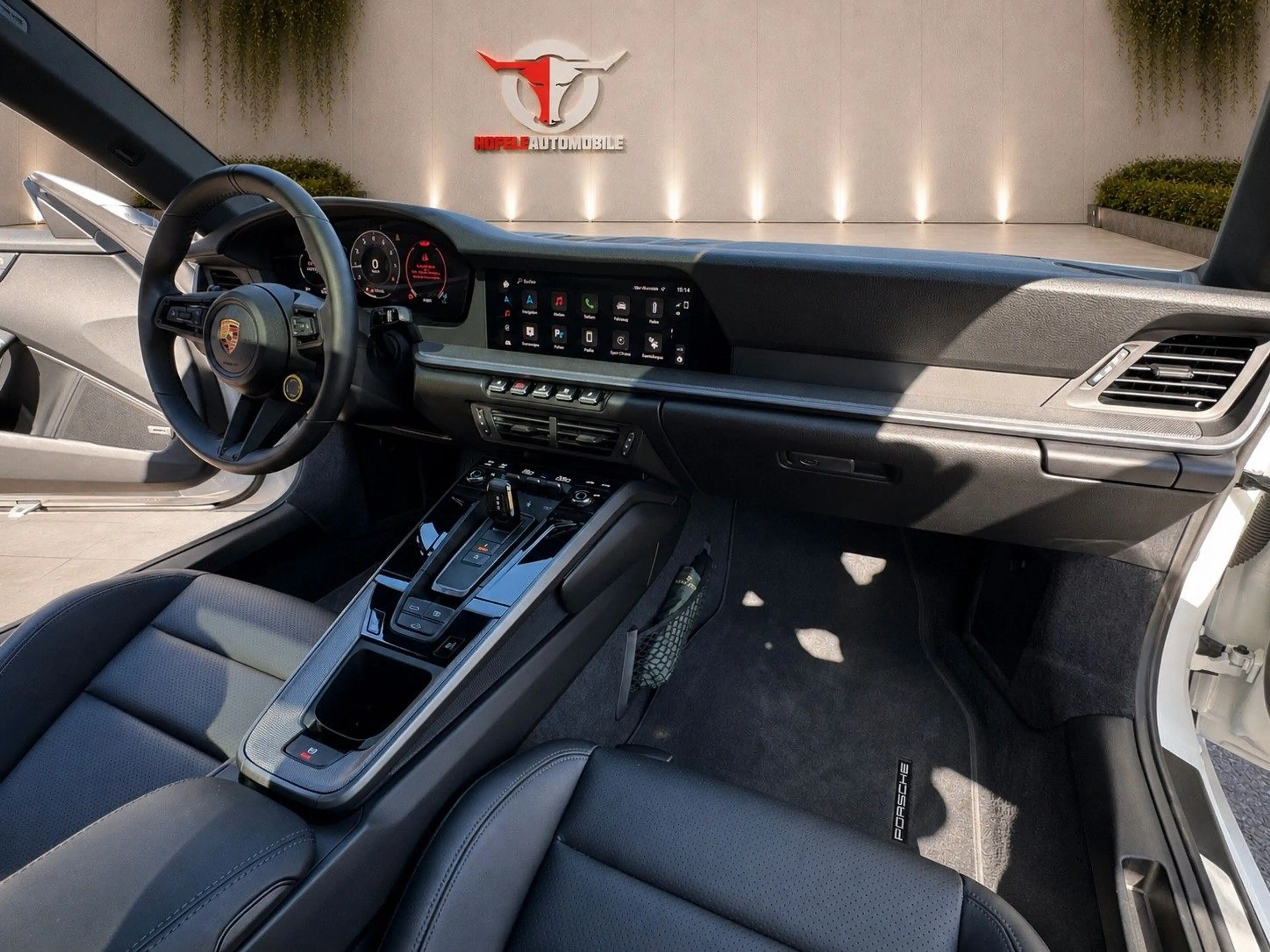 Porsche 992 Carrera**TEMPO/VC/360°/LED/PANO** — photo 12
