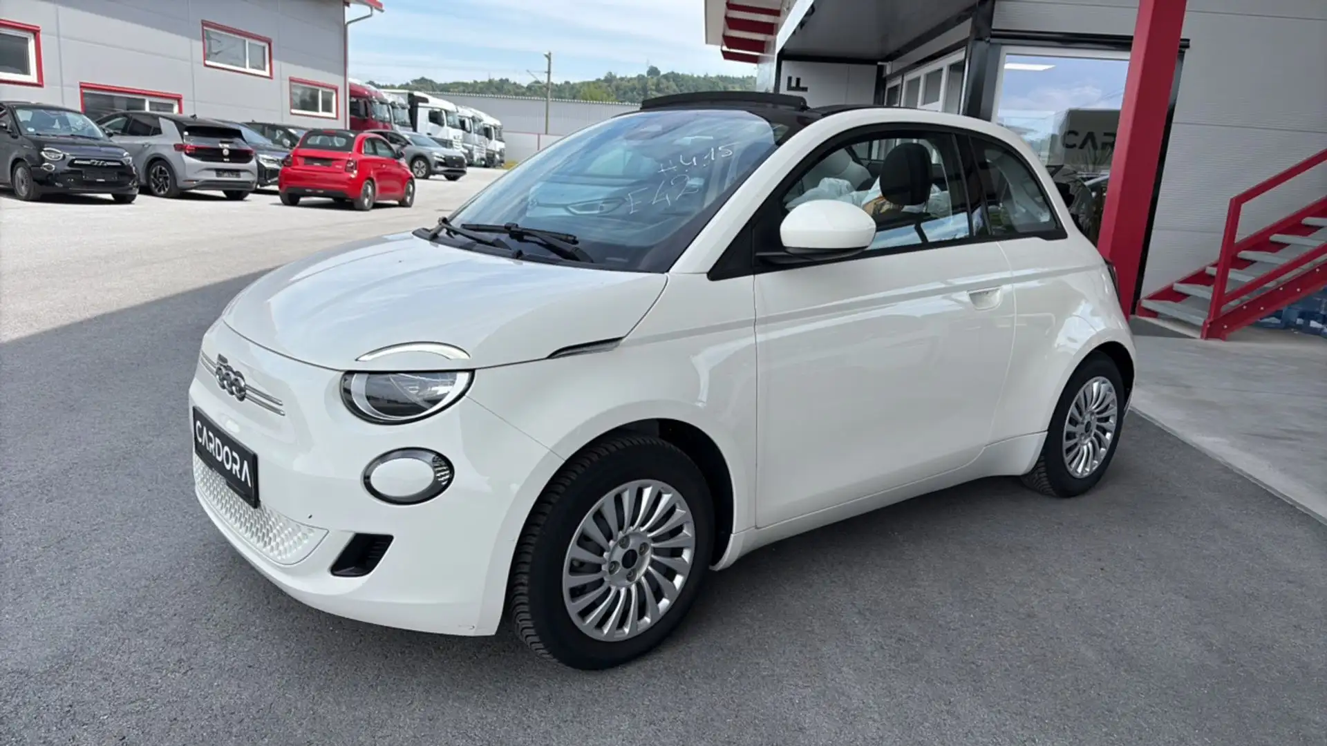 Fiat 500 e Cabrio 42kWh *TEMP*VIRTUAL*ASSIST* Weiß - 2