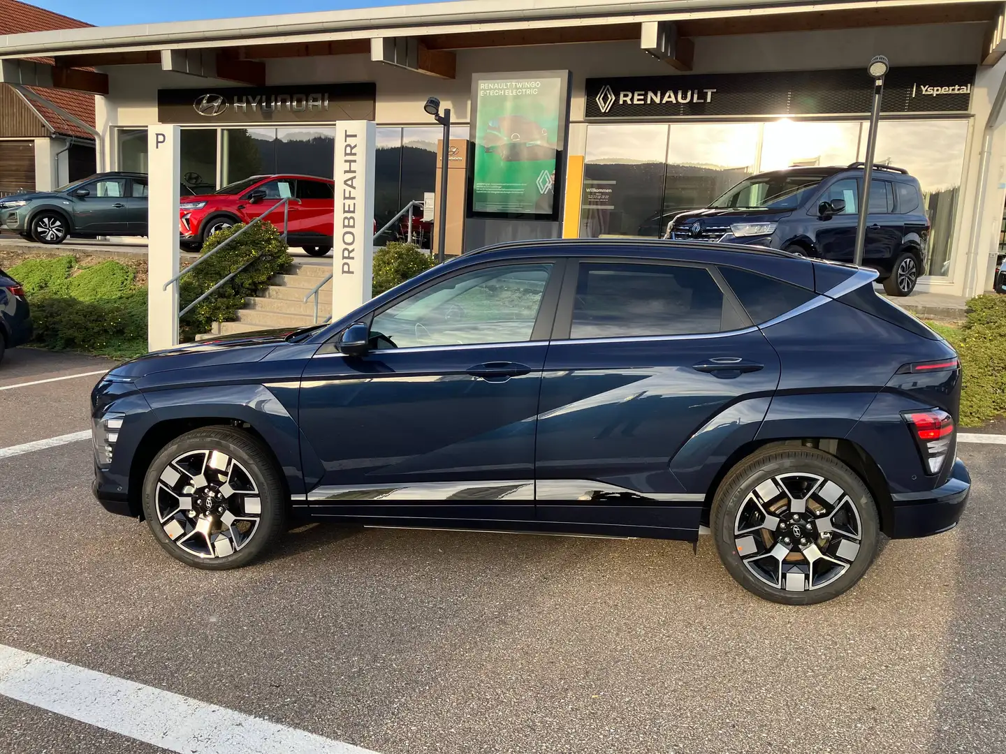 Hyundai KONA Comfort-Line 64,8 kWh Blau - 1