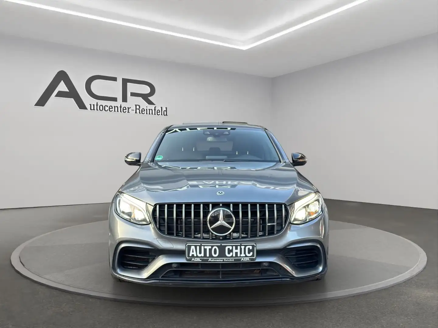 Mercedes-Benz GLC 63 AMG Coupe 4Matic*Designo*AirBal*360°*VOLL Šedá - 2