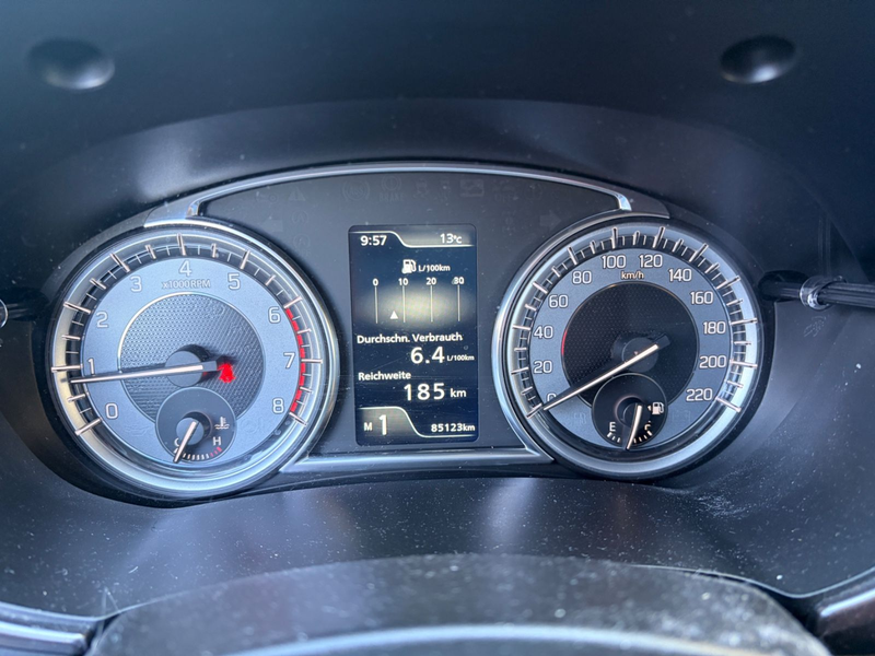 Suzuki Vitara 1.4 BOOSTERJET Hybrid Comfort — photo 14