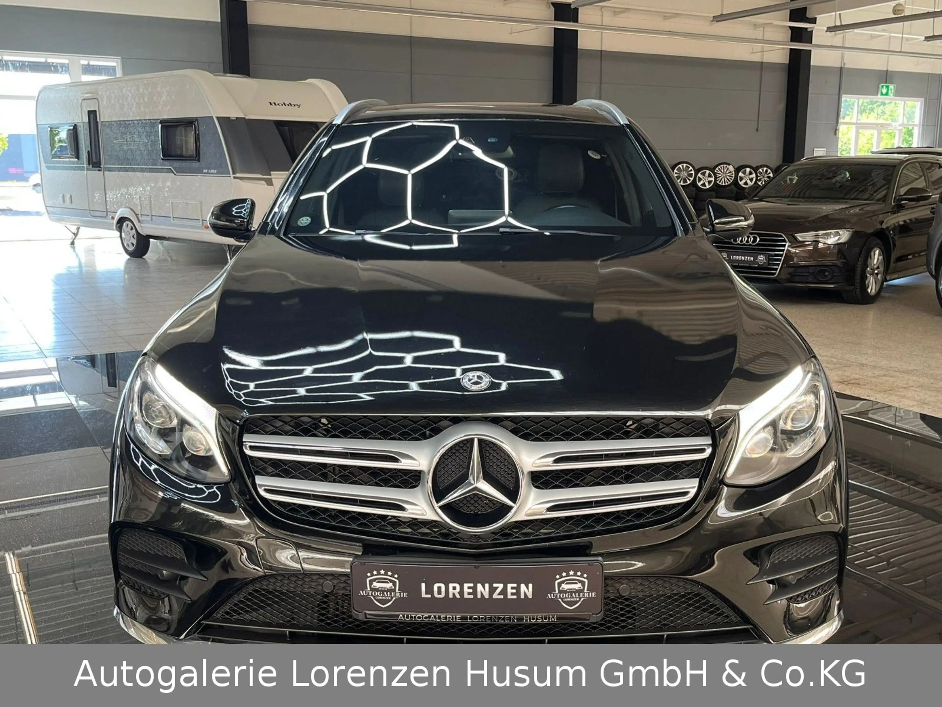 Mercedes-Benz GLC 350 d 4Matic AMG mit Vollausstattung — photo 3