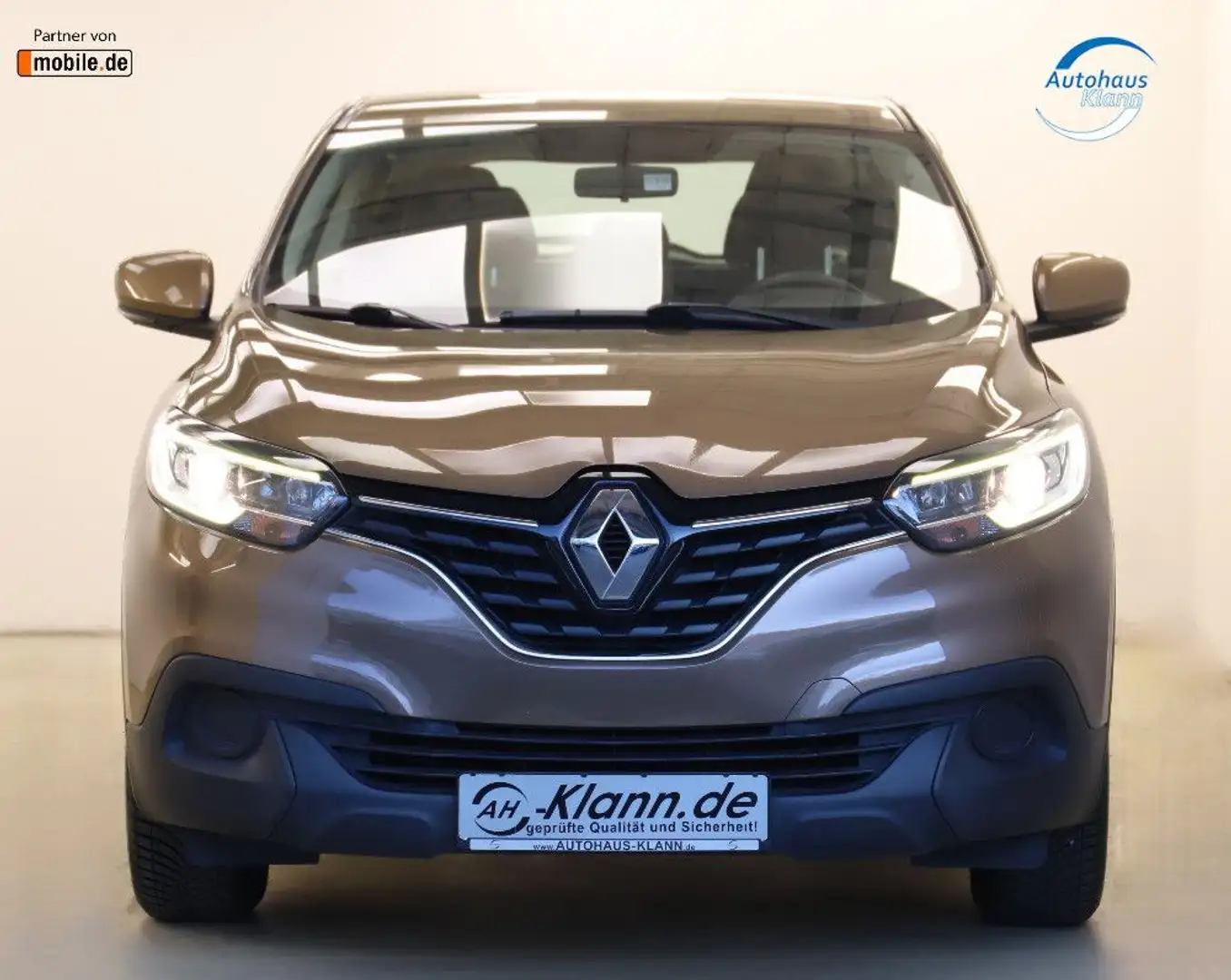 Renault Kadjar 1.2 131PS Life Tempomat 1. Hand ISOFIX Brun - 2