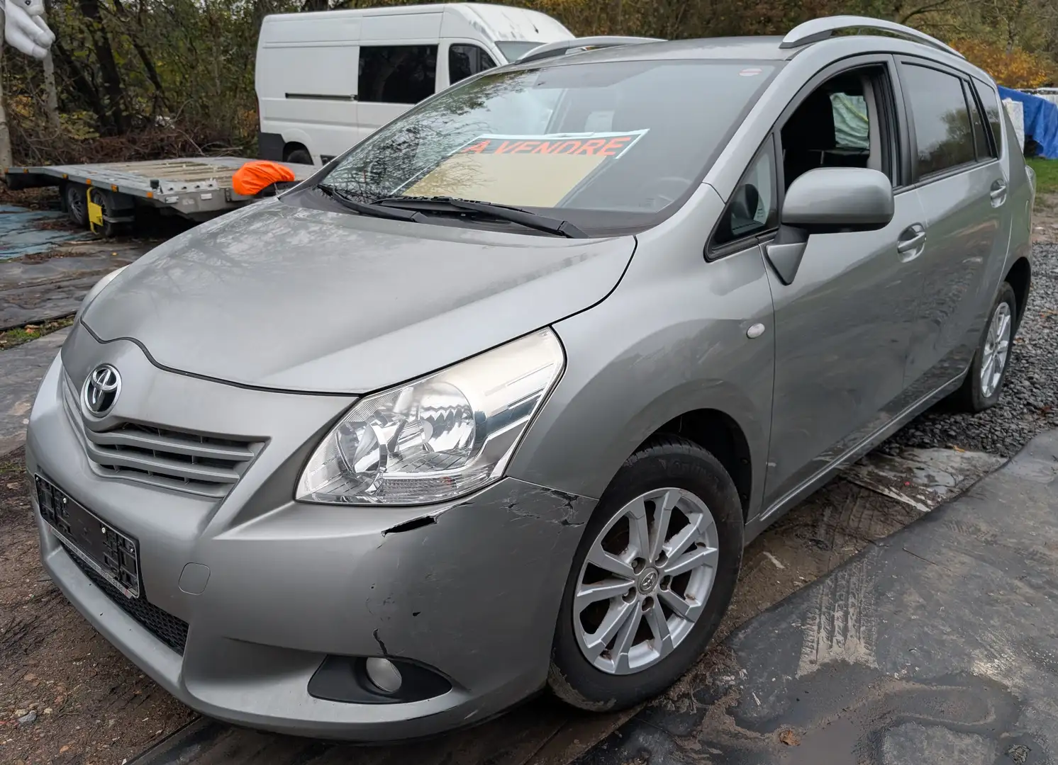 Toyota Verso Verso 2.0 D-4D 7pl. Zilver - 2