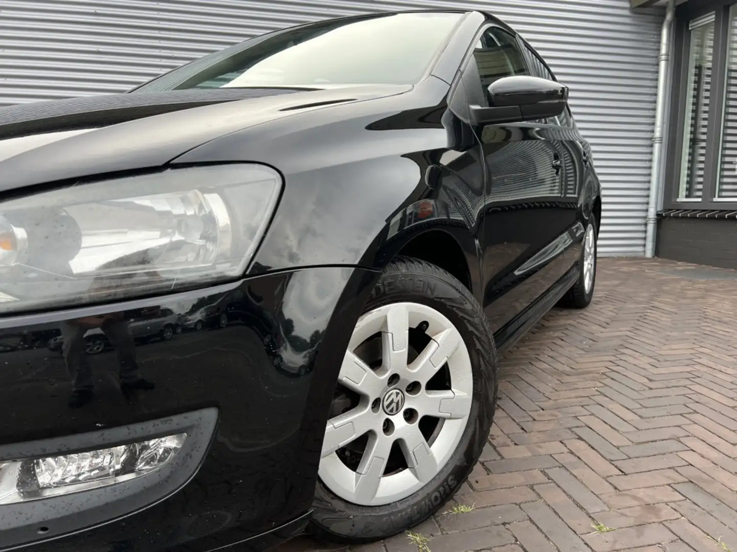 Volkswagen Polo 1.2 TDI BlueMotion Zwart - 2