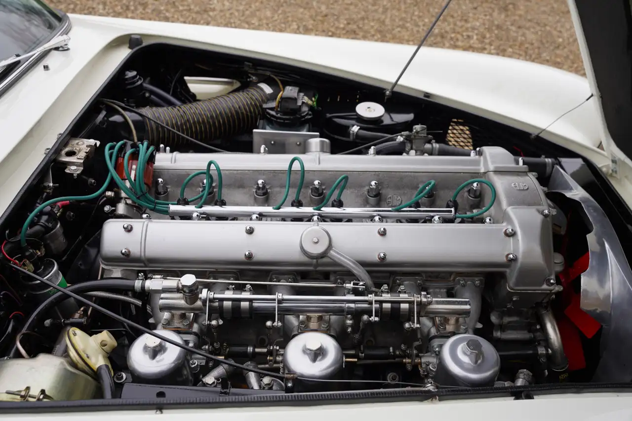 Aston Martin DB4 Series 3 PRICE REDUCTION! Fully restored by As, foto 4