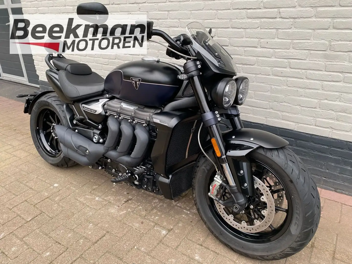 Triumph Rocket 3 GT STORM Negro - 2