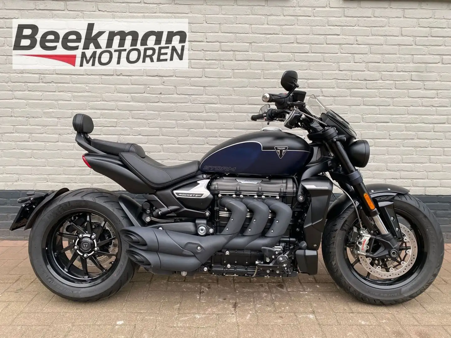 Triumph Rocket 3 GT STORM Negro - 1