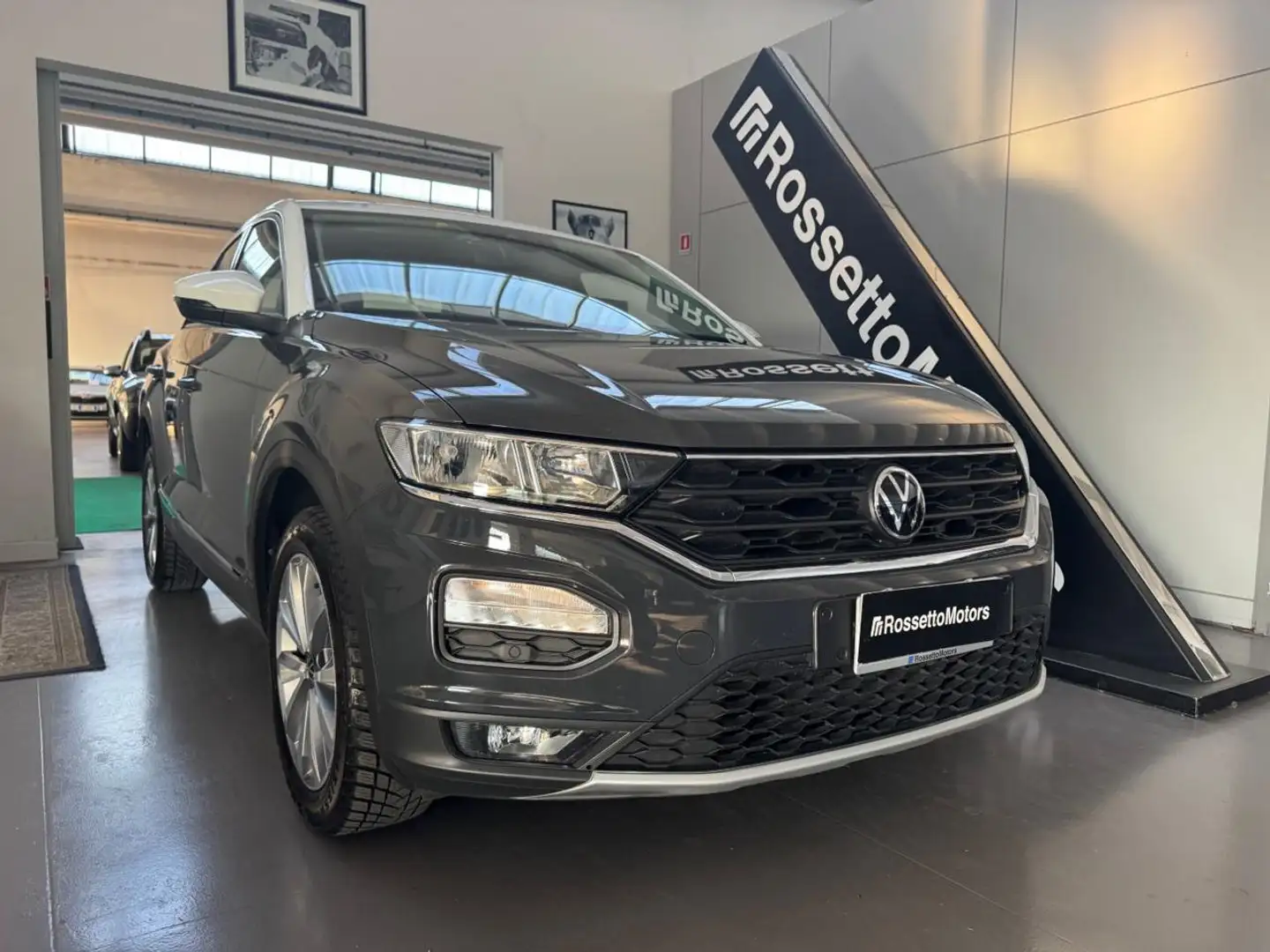 Volkswagen T-Roc 1.0 TSI Style BlueMotion Technology Grau - 1