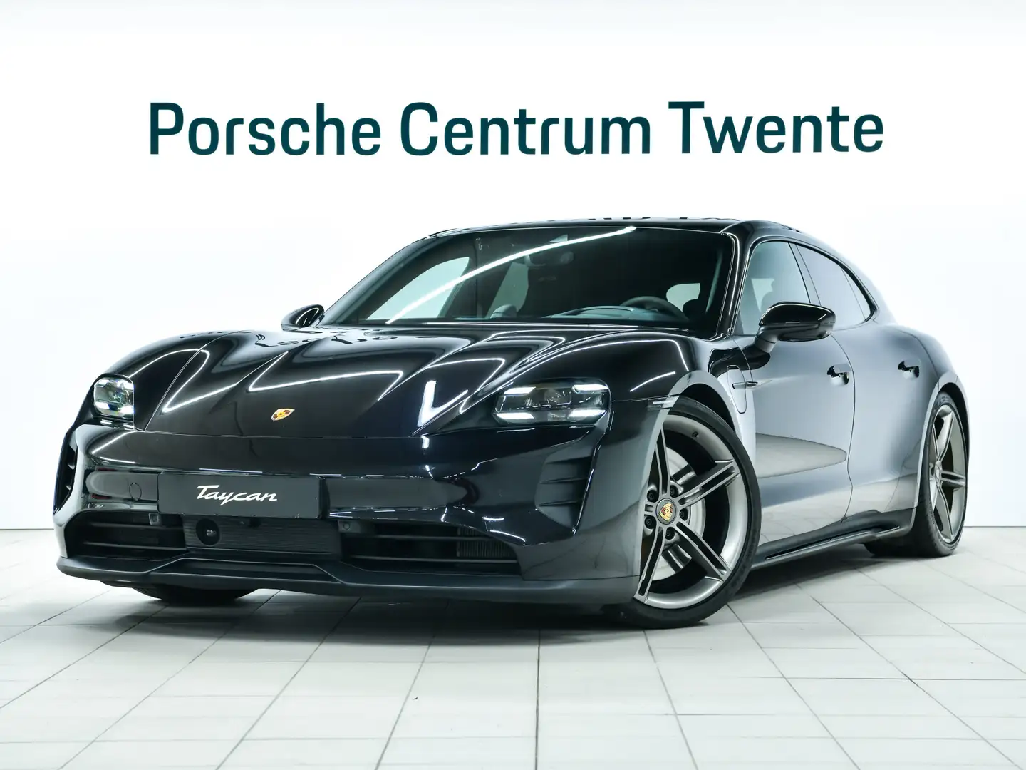 Porsche Taycan GTS Sport Turismo Zwart - 1