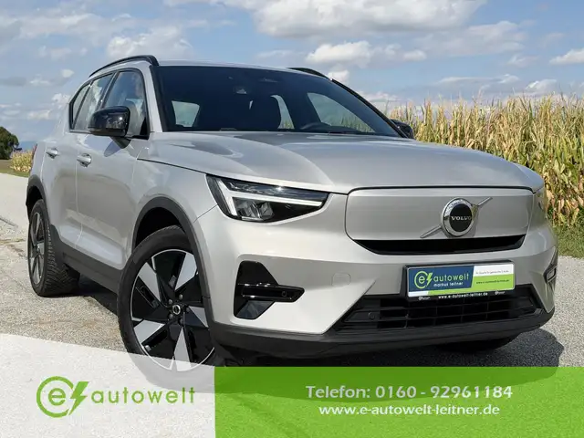 Volvo XC40 Plus Extended Range 82kWh Twin Motor Pilot RFK