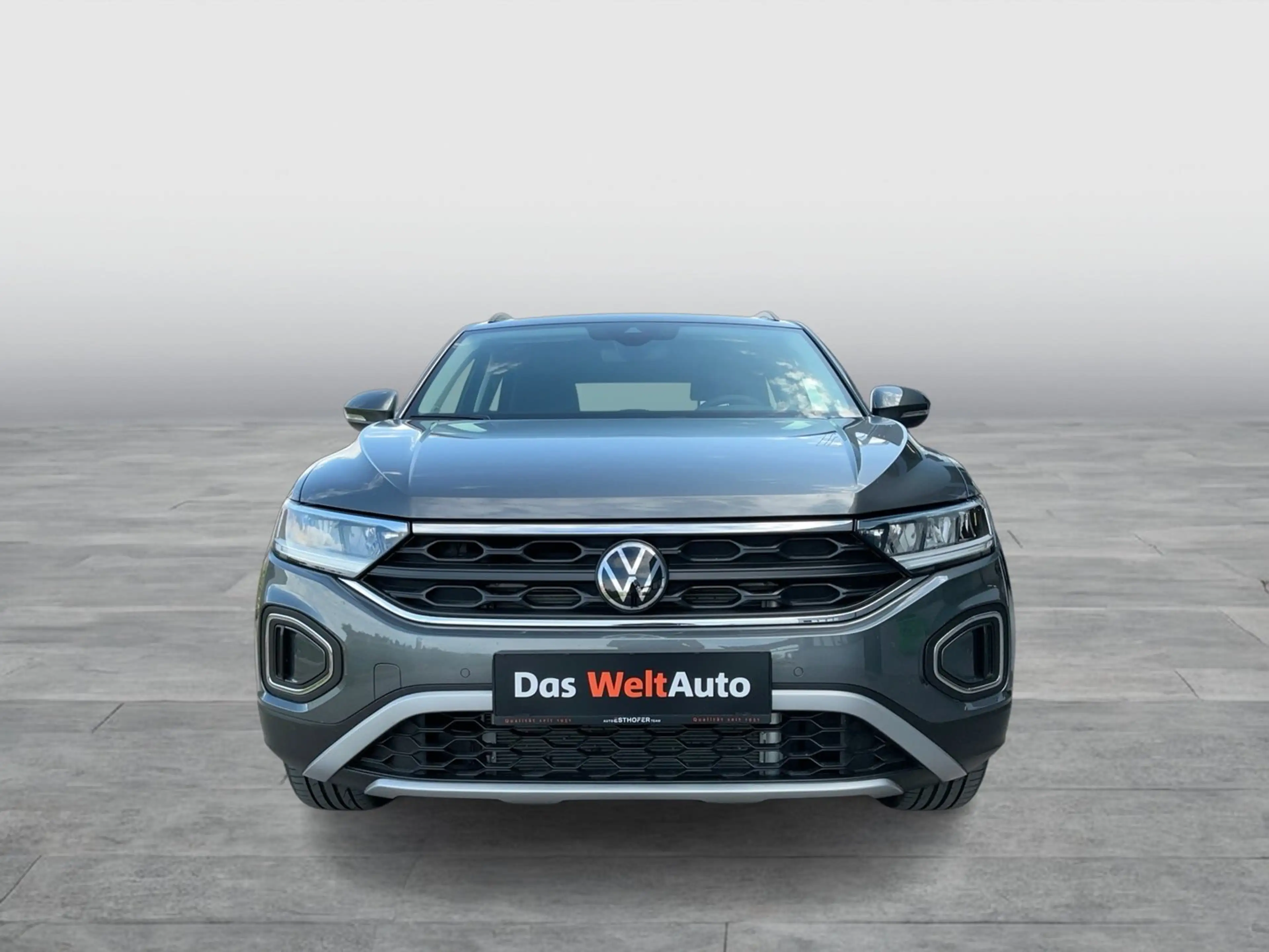 Volkswagen T-Roc Friends TDI — photo 7