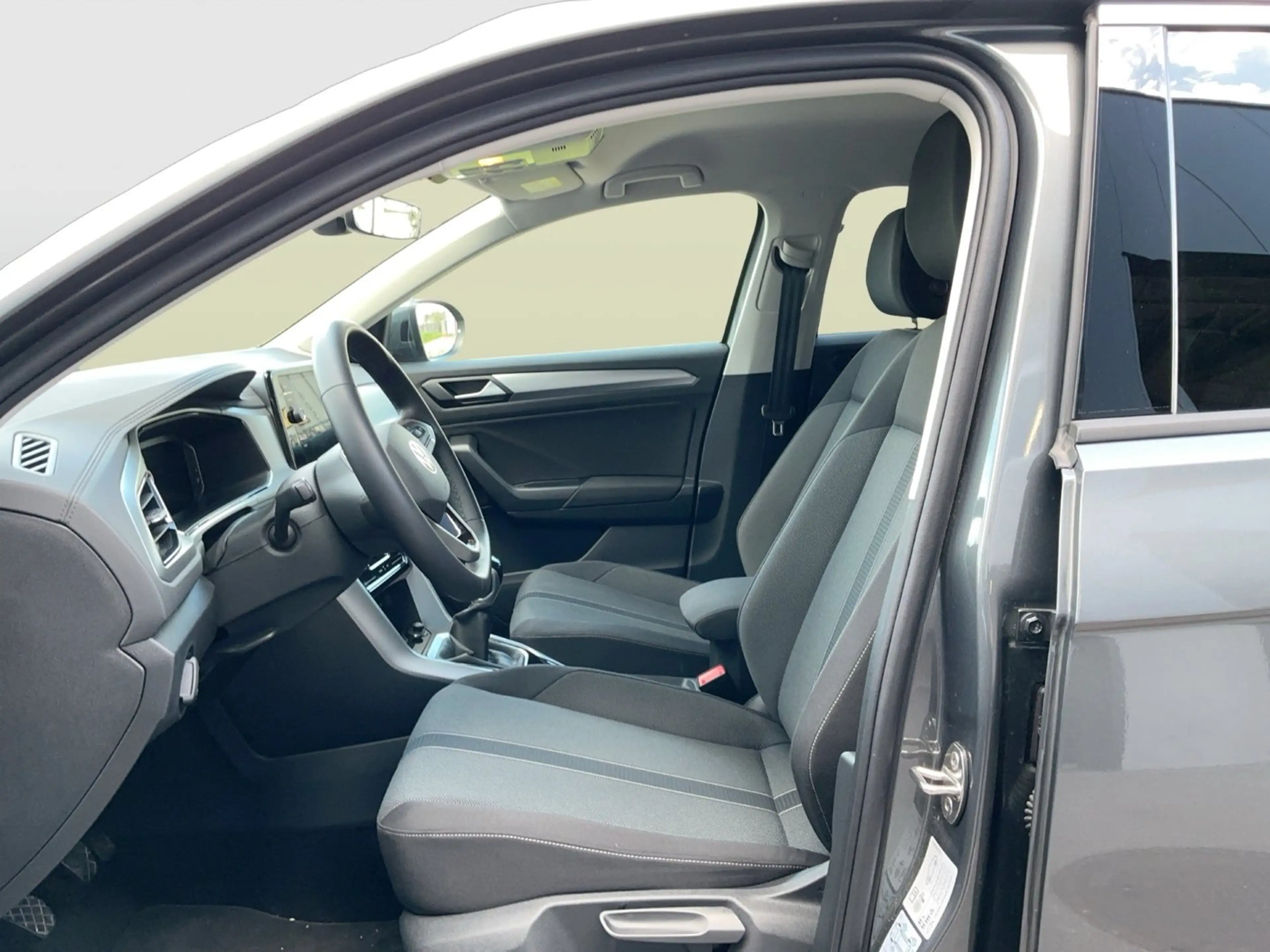 Volkswagen T-Roc Friends TDI — photo 10