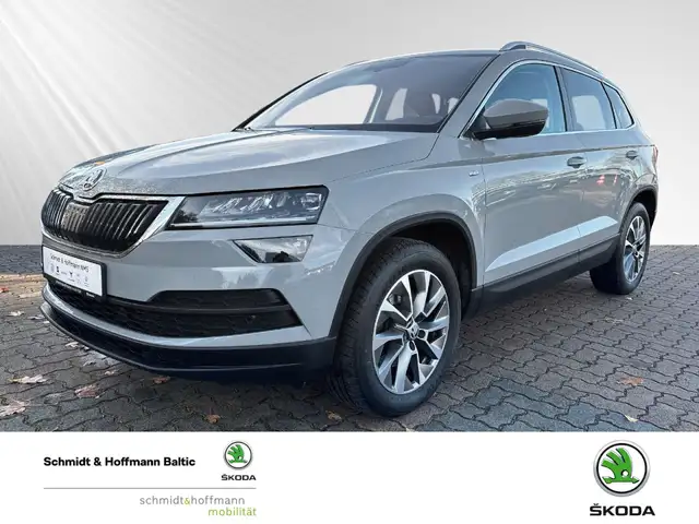 Skoda Karoq Clever 4x4 Klima Rückfahrkamera Kurvenlicht