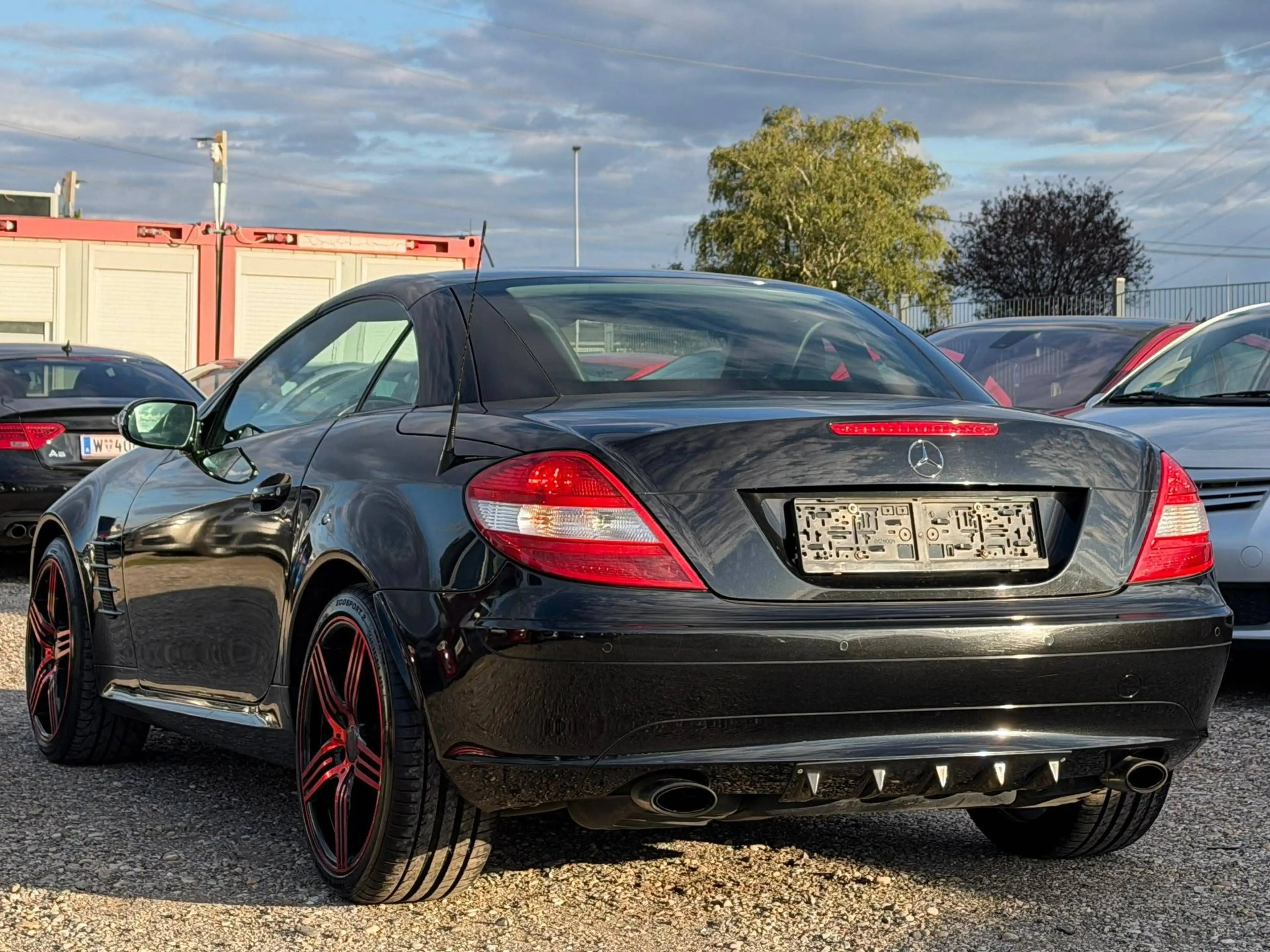 Mercedes-Benz SLK 200 — photo 14