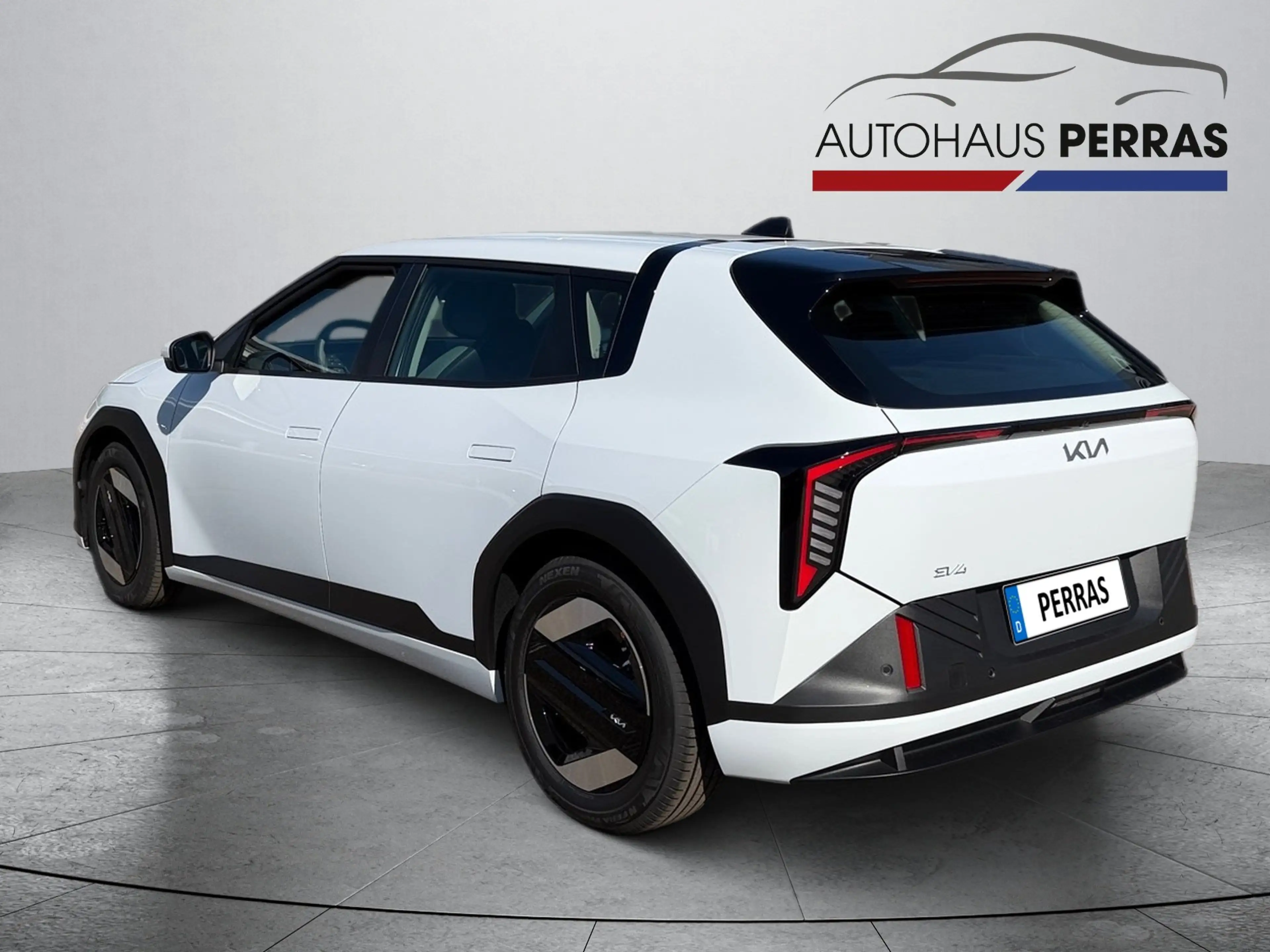 Kia EV4 58 FWD AIR WP ACC+Winterp.+LM+PDC+AUT+SpurH — photo 4