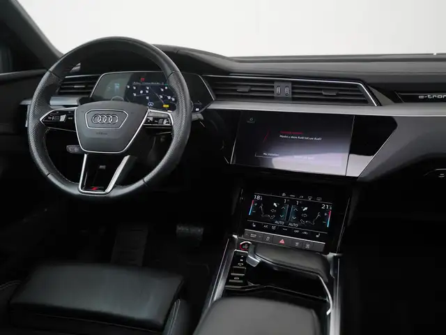 Audi E-Tron view 6