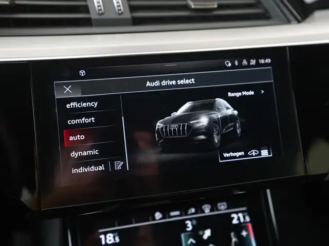 Audi E-Tron view 19
