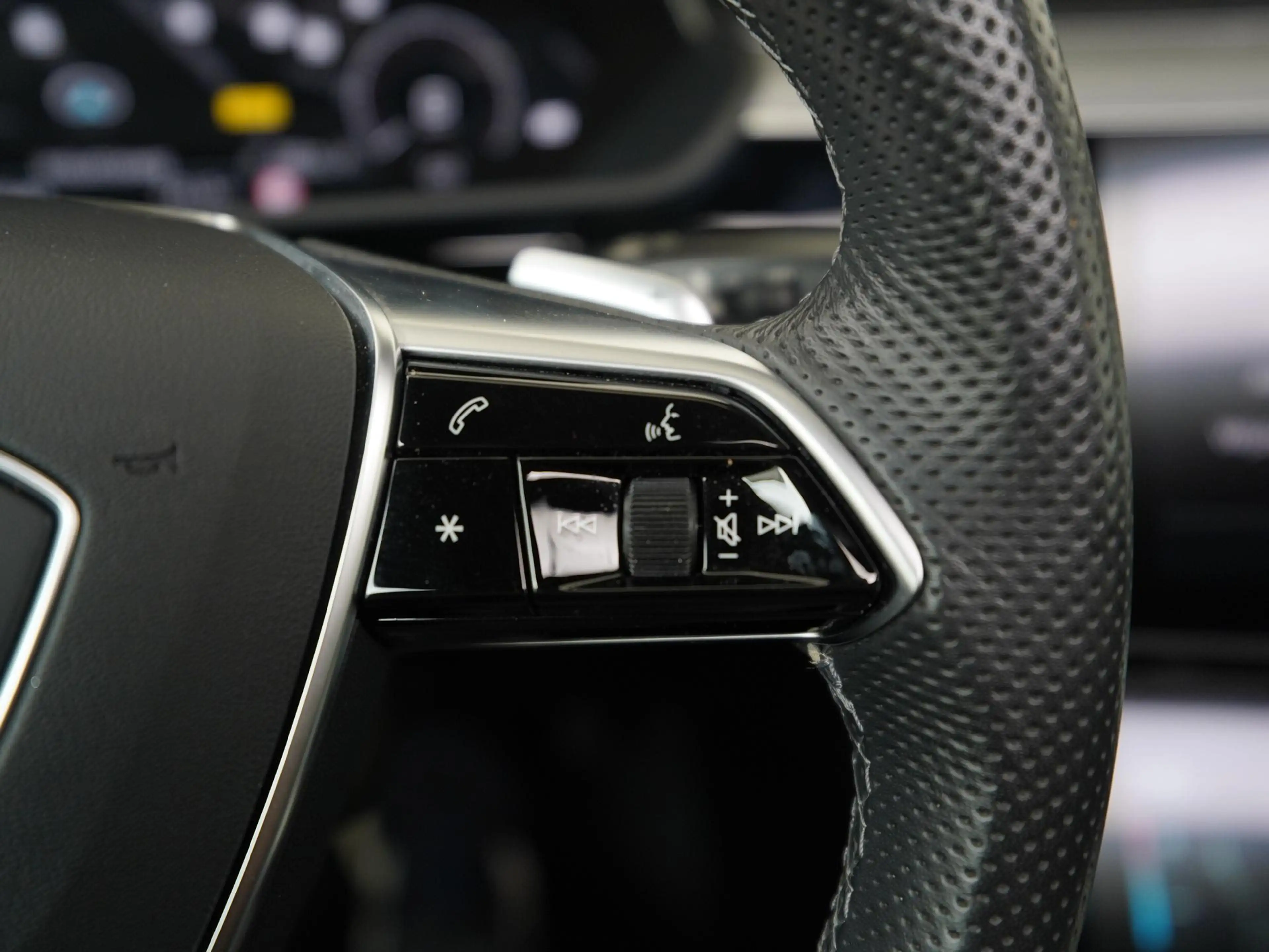 Audi e-tron Sportback S quattro 95 kWh S-Line | SOH 94% | Pano — photo 9