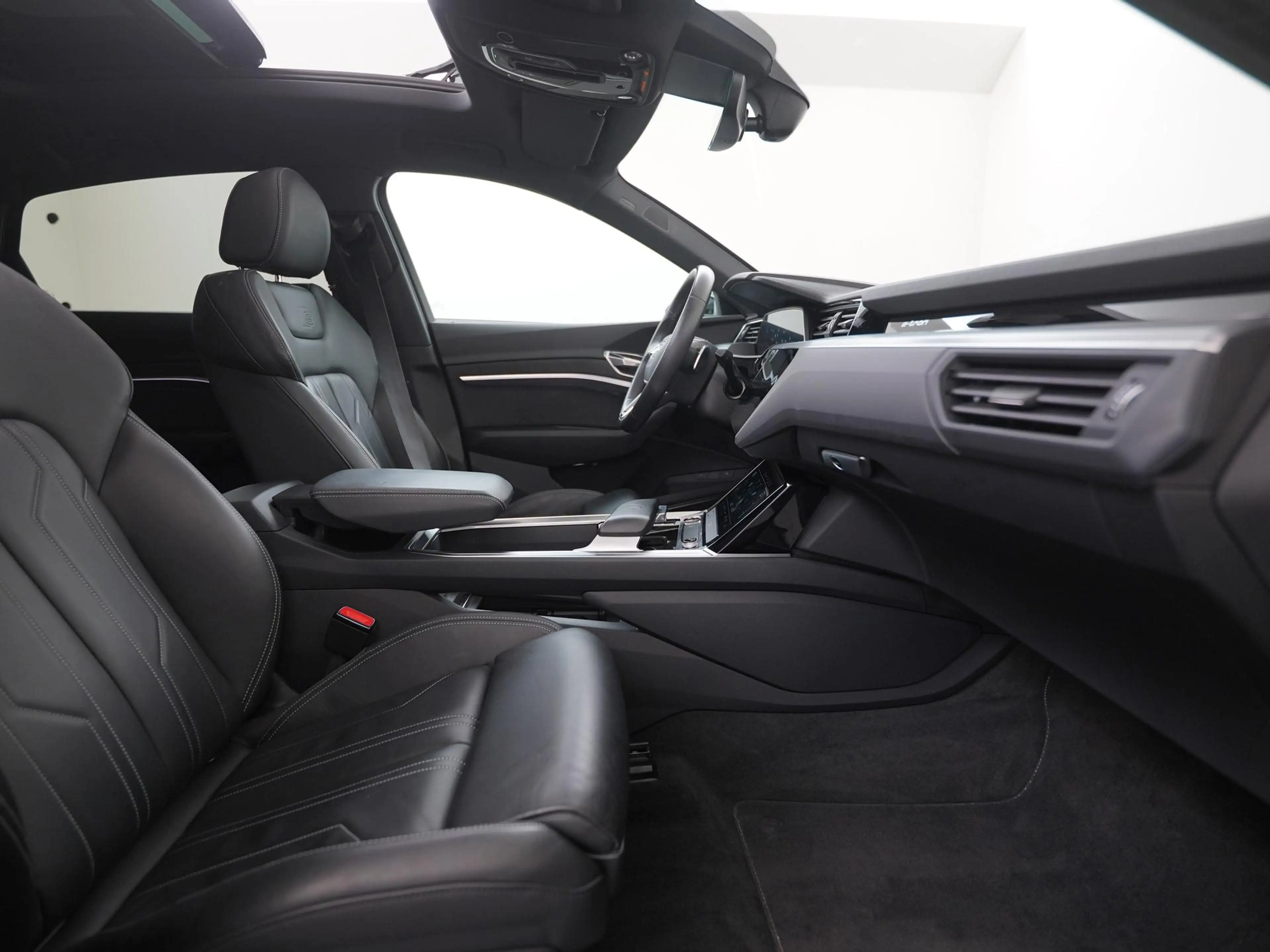 Audi e-tron Sportback S quattro 95 kWh S-Line | SOH 94% | Pano — photo 3