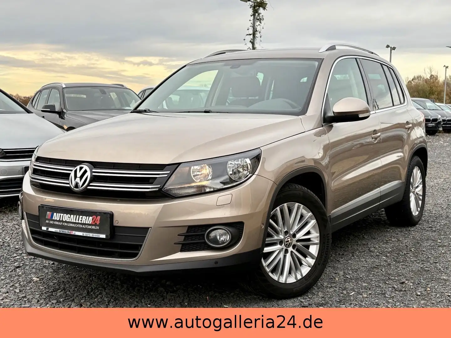 Volkswagen Tiguan 1.4 TSI Cup Sport & Style Navi SPORTSITZE Beige - 1