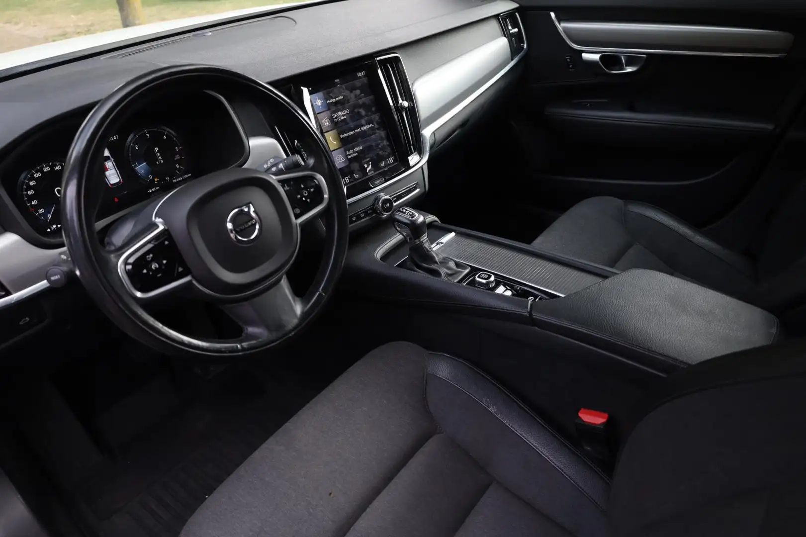 Volvo V90 Cross Country 2.0 D4 Pro Aut. | Historie | Adaptief | Full Led | Белый - 2