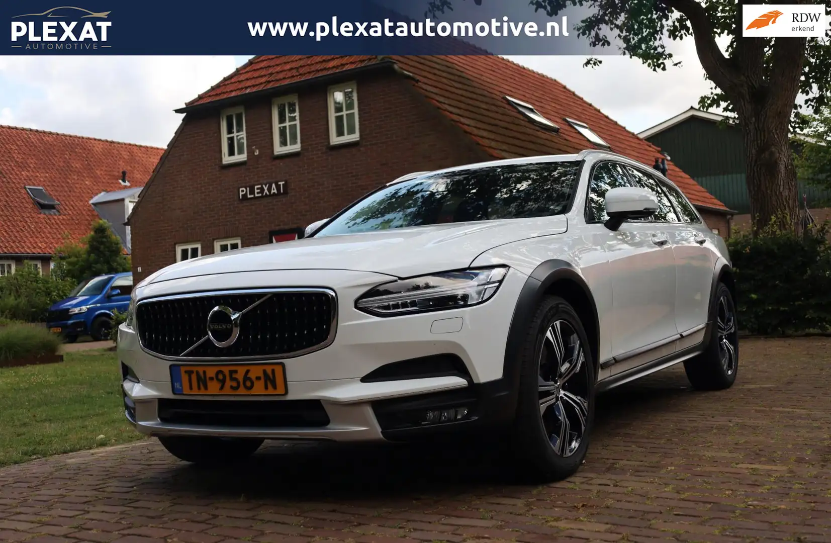 Volvo V90 Cross Country 2.0 D4 Pro Aut. | Historie | Adaptief | Full Led | Белый - 1