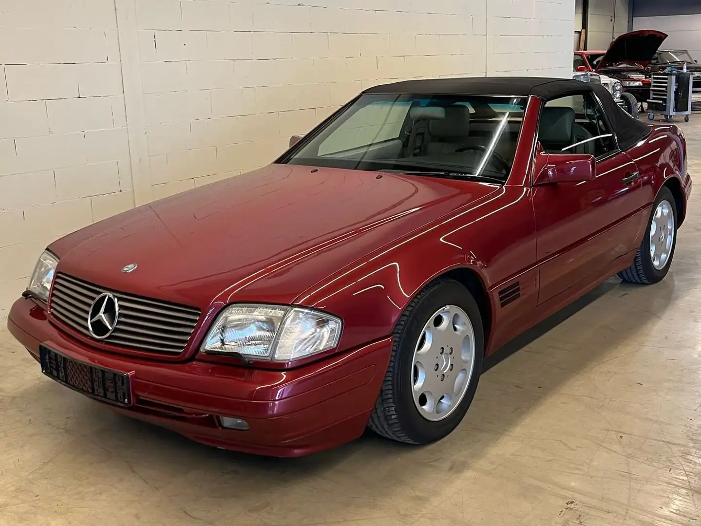 Mercedes-Benz SL 300 Rosso - 1