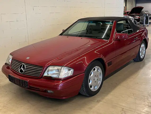 Mercedes-Benz SL 300